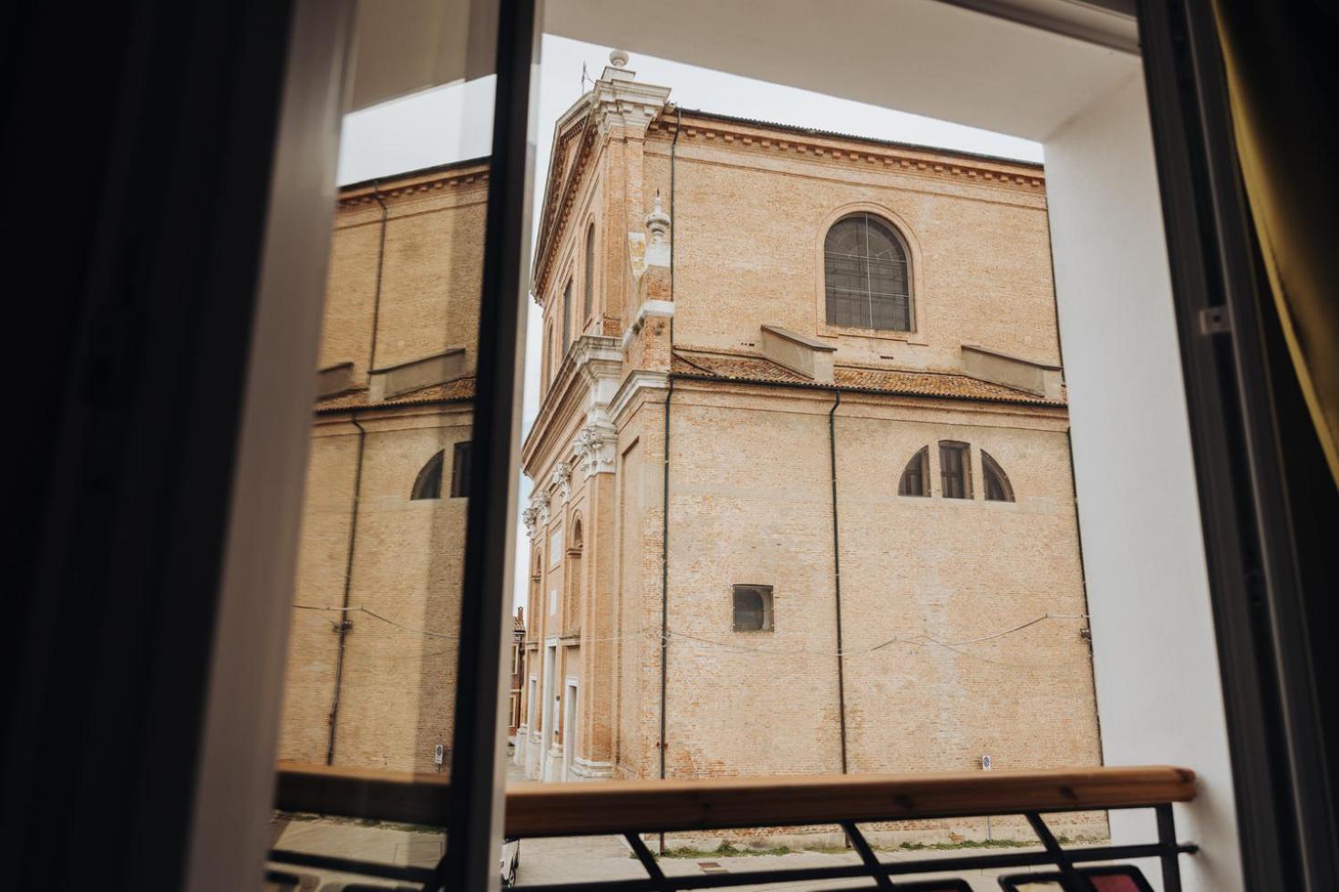 Duomo Room Comacchio