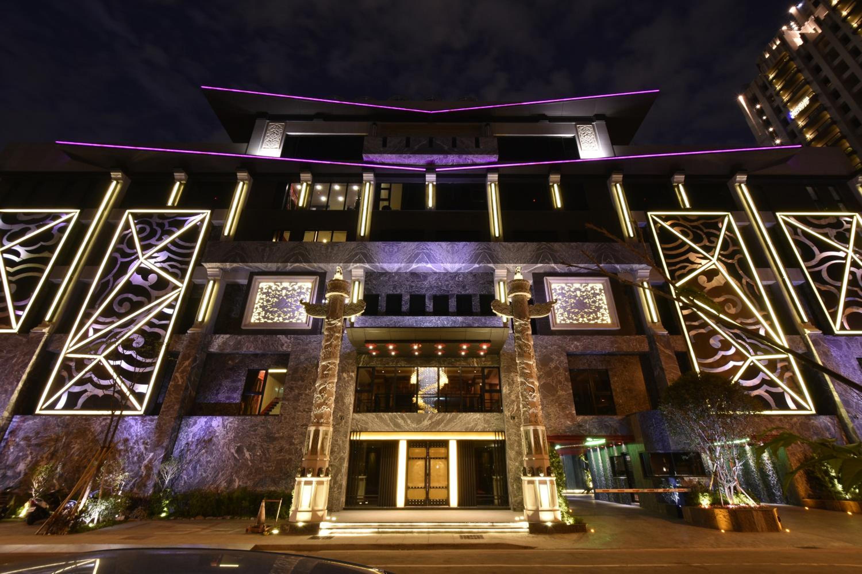 紫禁城Motel汽車旅館-含商旅飯店部