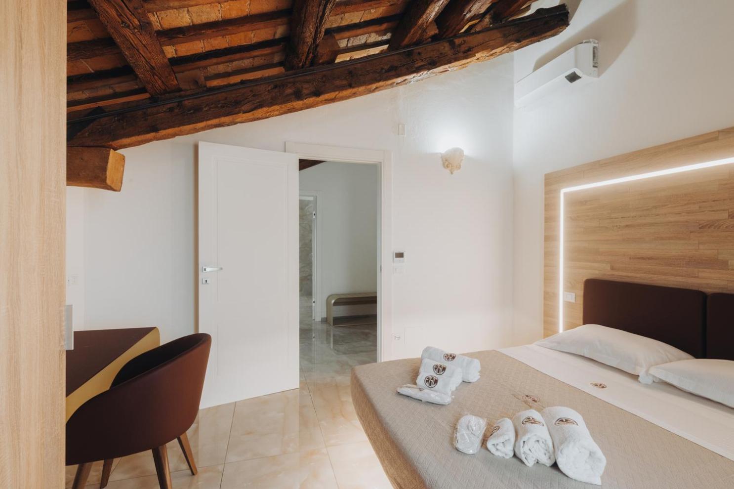 Duomo Room Comacchio