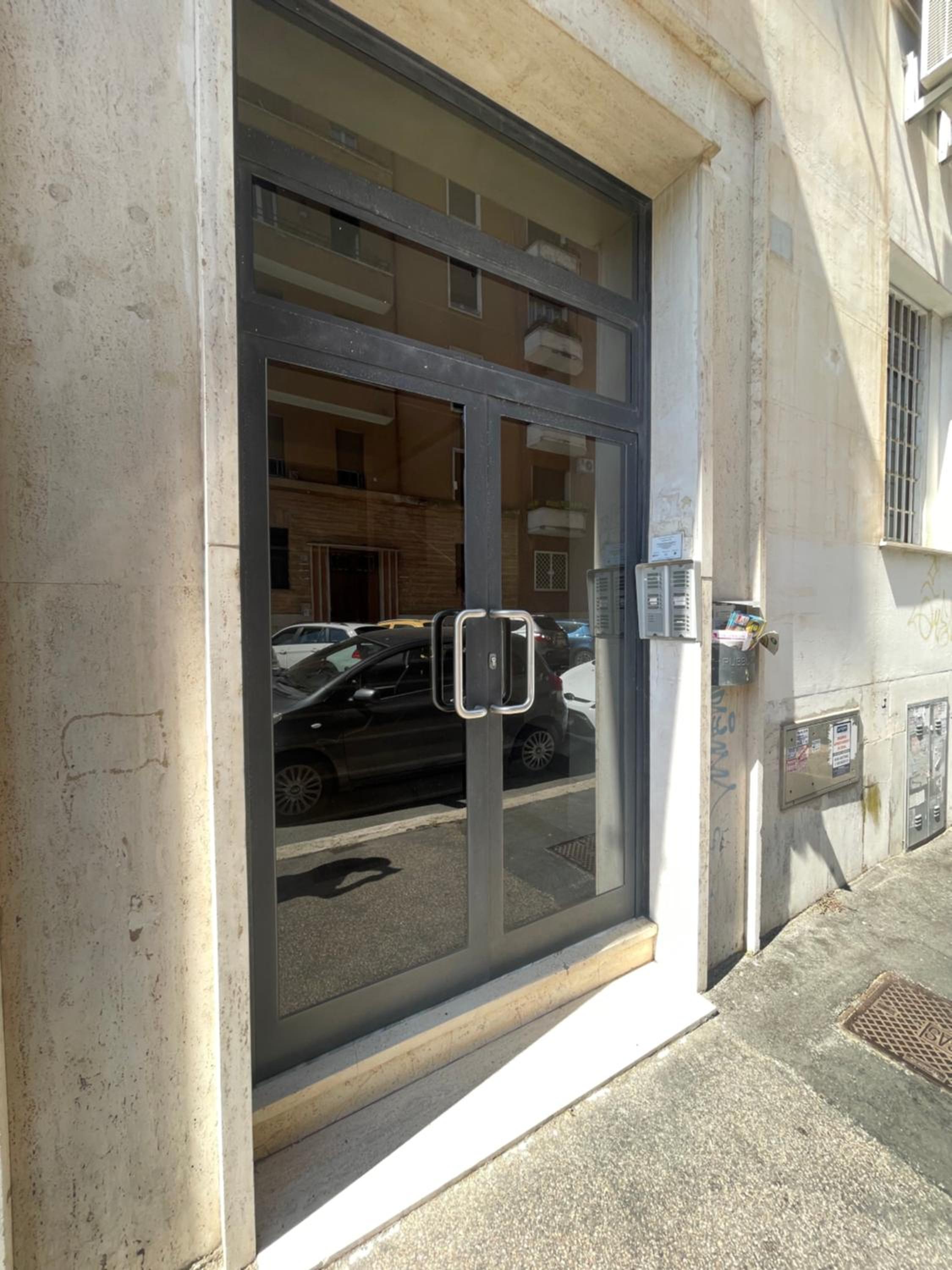 DOMUS I Cozy Apt -20 min from Colosseum