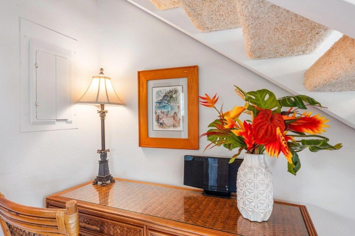 Kahana Village 17 · KHV 17 Spacious 2BD Condo w Oceanviews and S