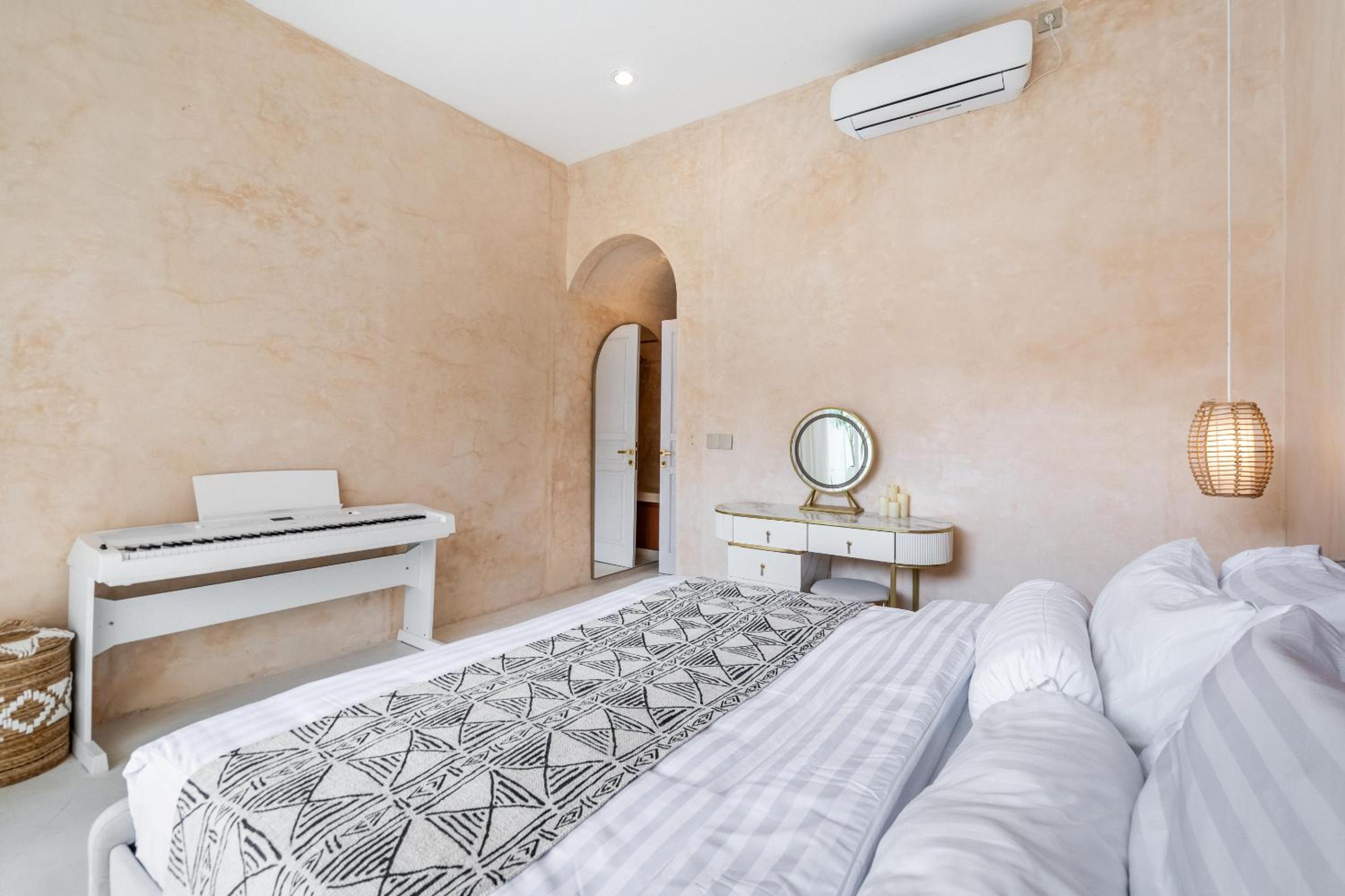 Villa Sacral 3BR Designer Villa with Pool & Gazebo