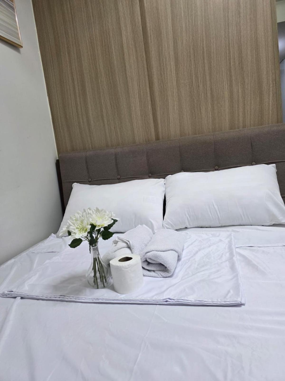 SHORE Staycation in MOA by MLG