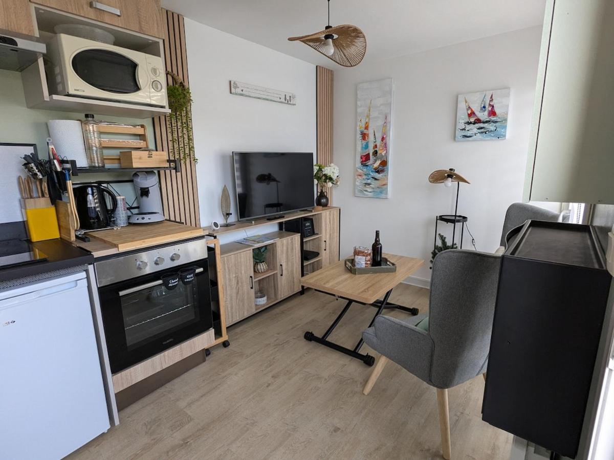 La Camareizh small apartment, beach, GR34 50 m away