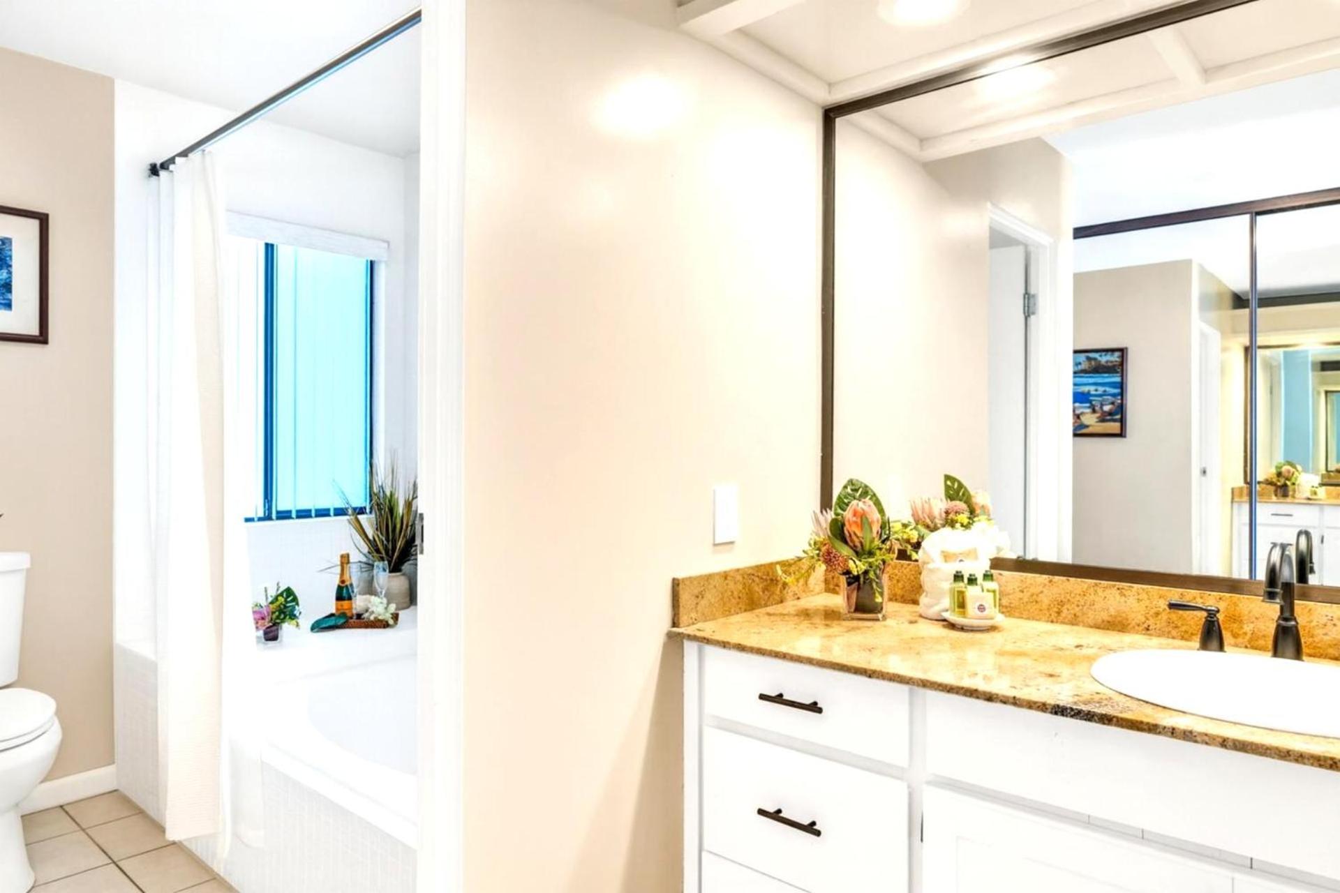 NEW KBM Resorts FREE CAR Kapalua Golf Villas 1-Bedroom Condo with Spacious Lanai and Golf Course Views KGV-18T4