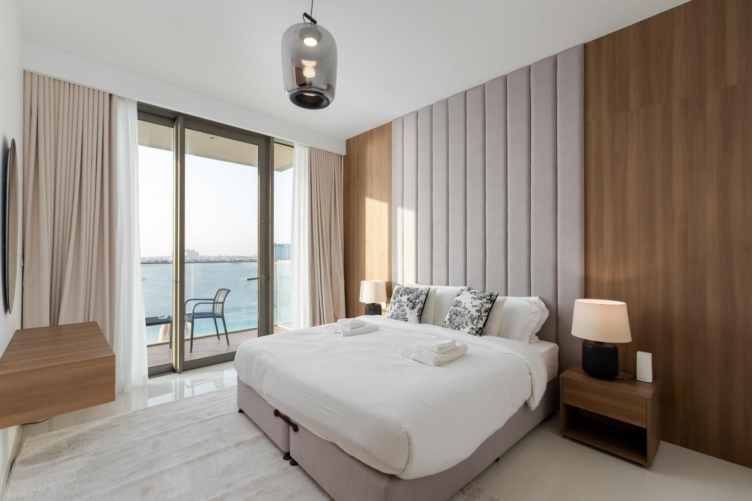 Beach Isle 2, Emaar Beachfront - Mint Stay