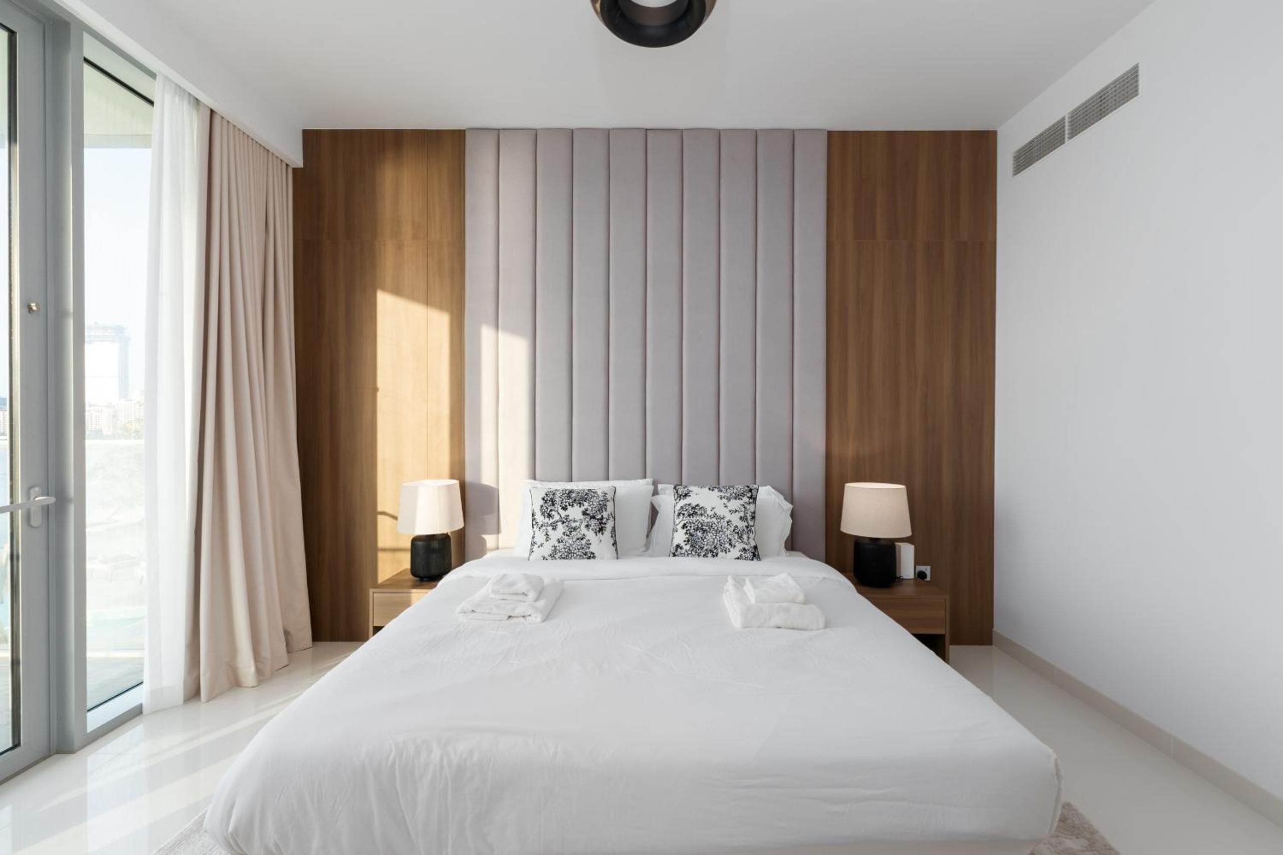 Beach Isle 2, Emaar Beachfront - Mint Stay