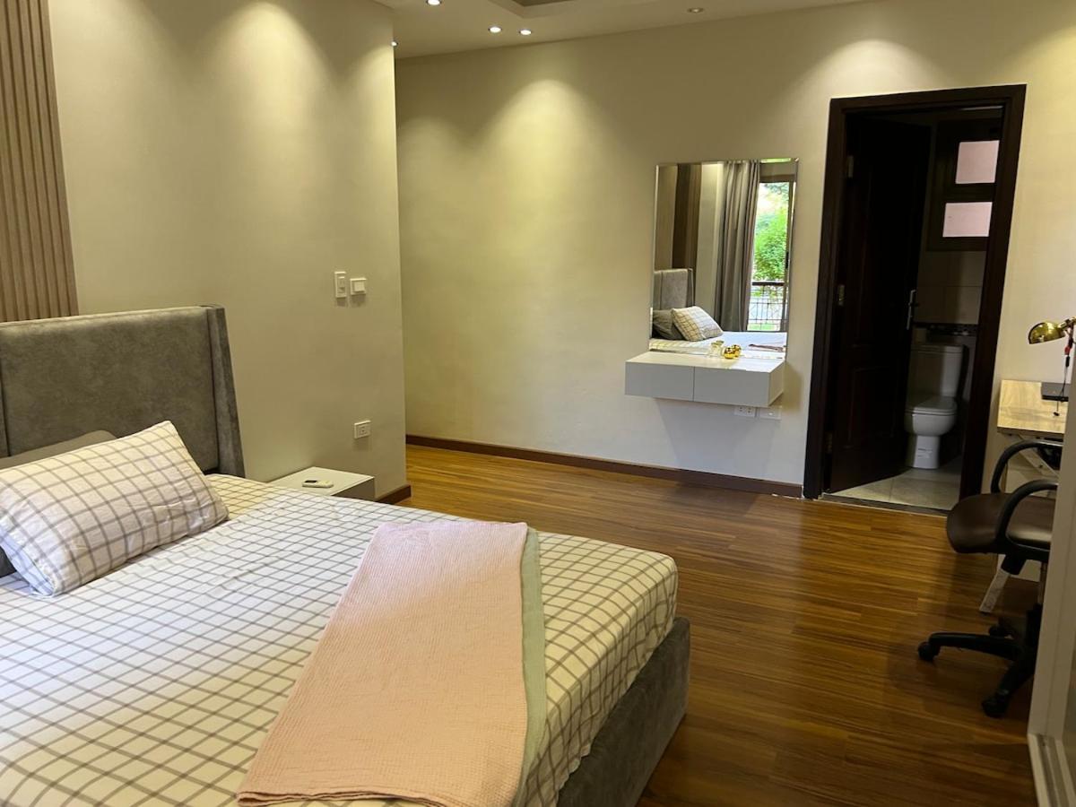 Apartment with garden, 4BR, Zed Park view-compund