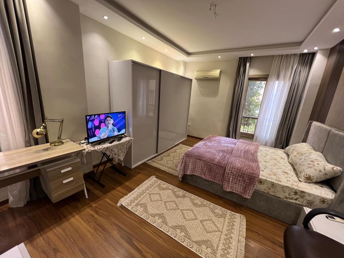 Apartment with garden, 4BR, Zed Park view-compund