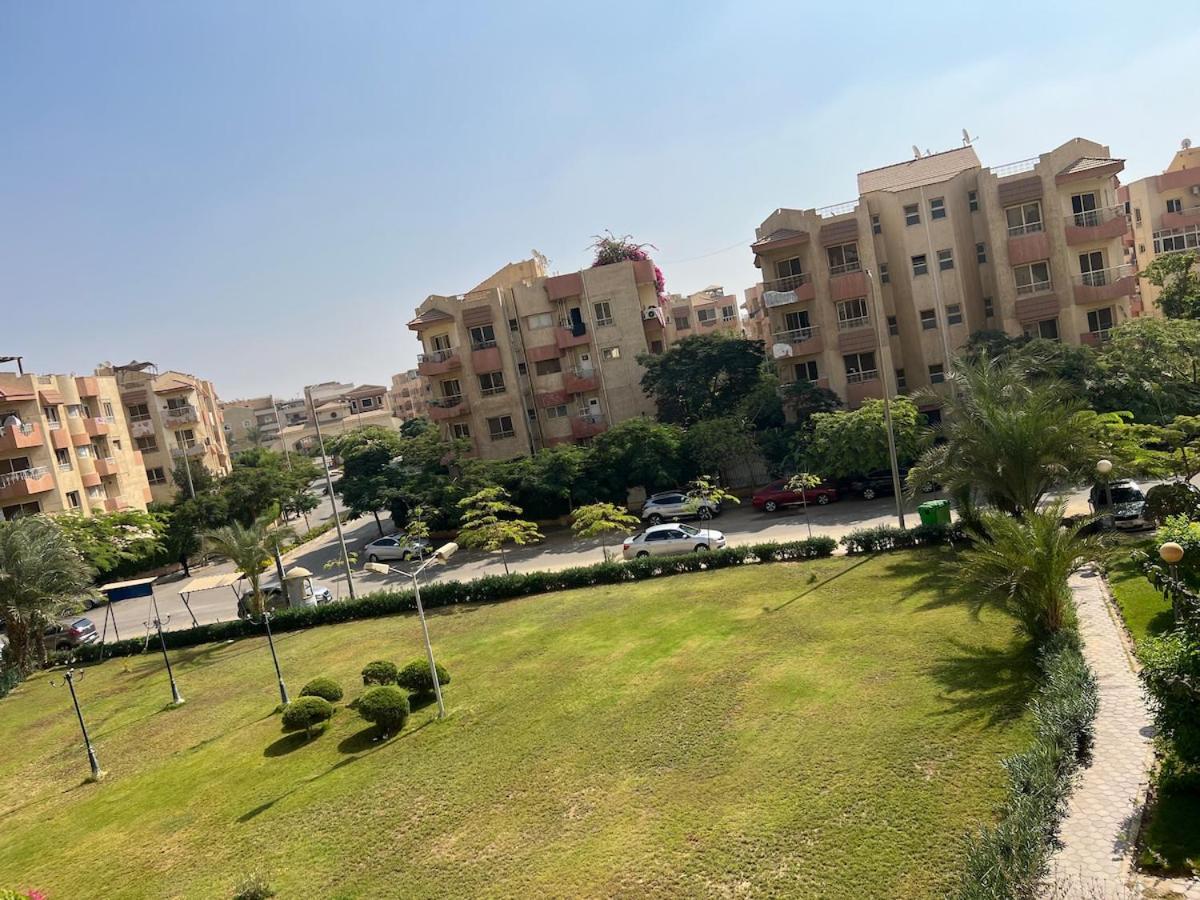 Apartment with garden, 4BR, Zed Park view-compund
