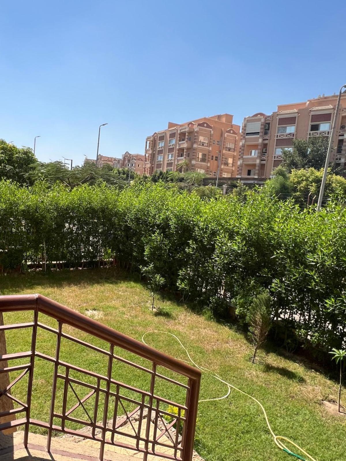 Apartment with garden, 4BR, Zed Park view-compund