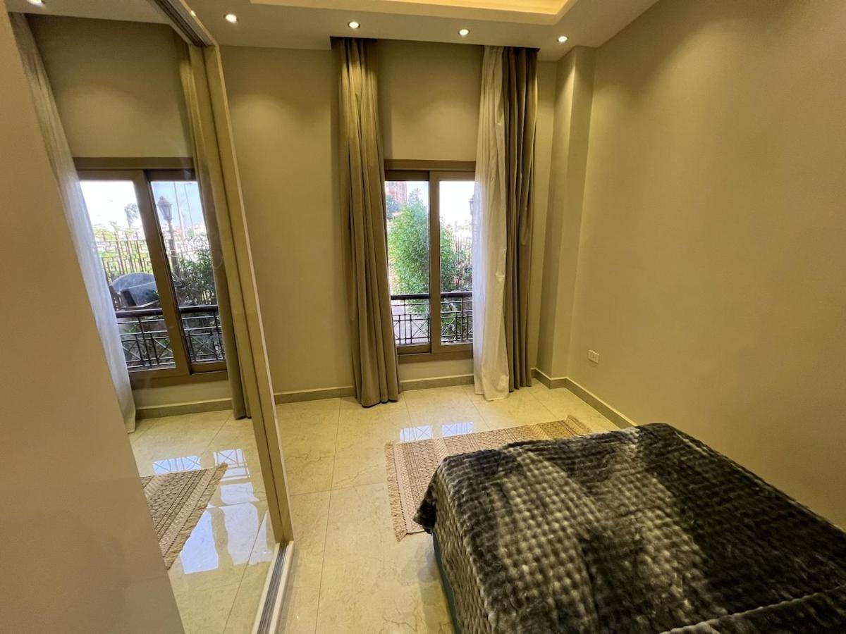 Apartment with garden, 4BR, Zed Park view-compund