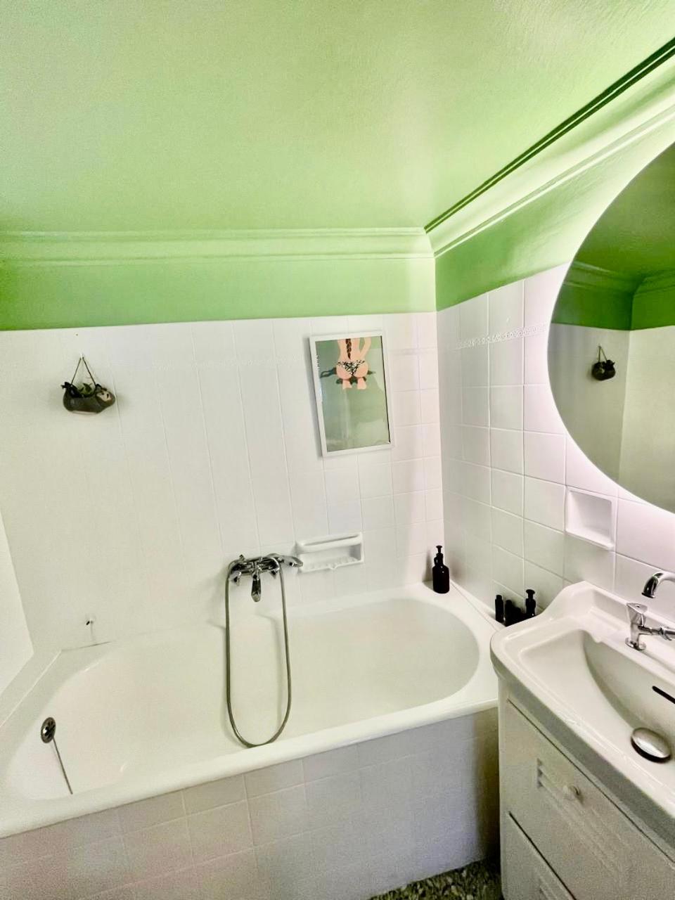 Athens Classic Luxury 2-Bedroom Apartment