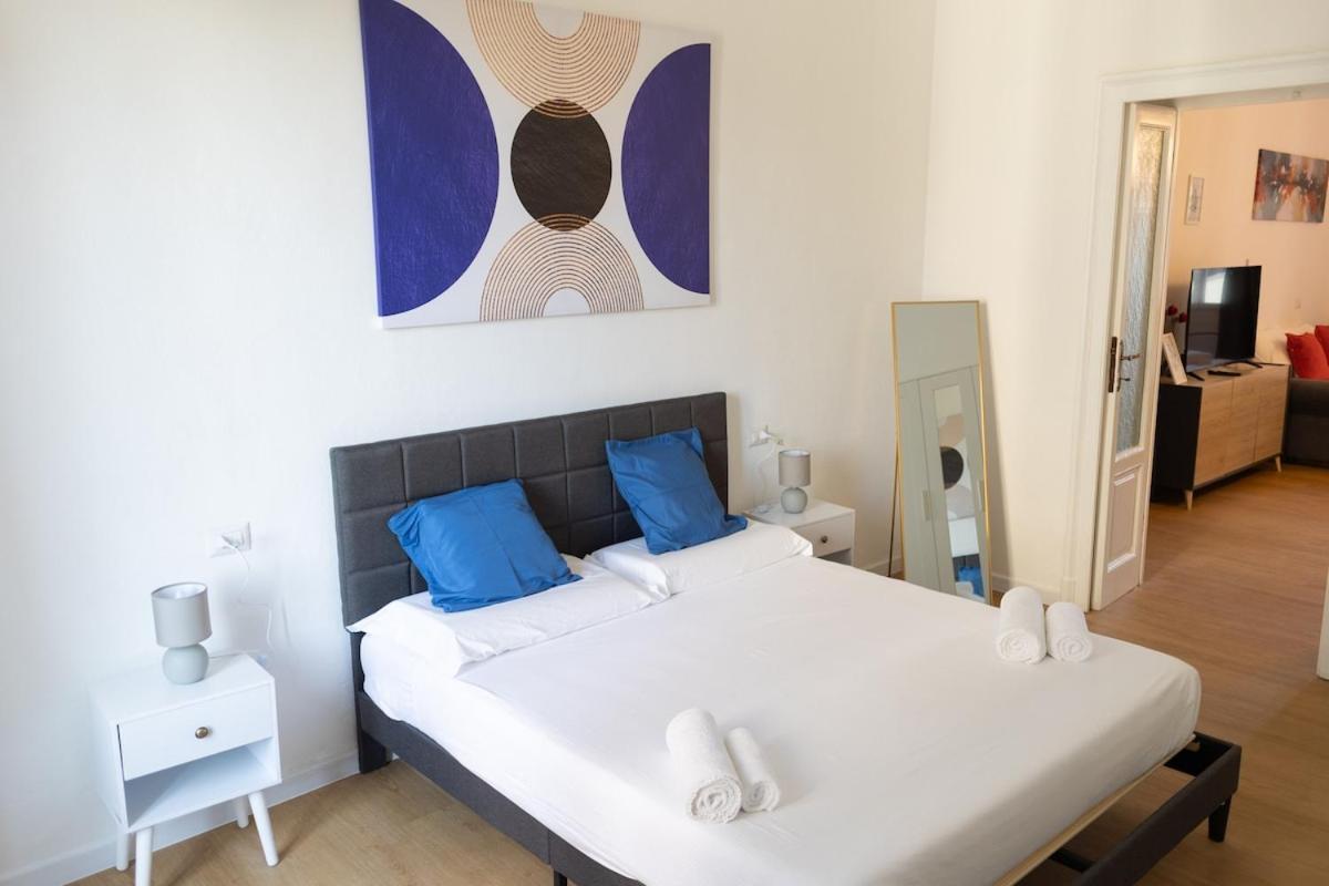 Modern 2BR 2BA Metro Access 12min Duomo