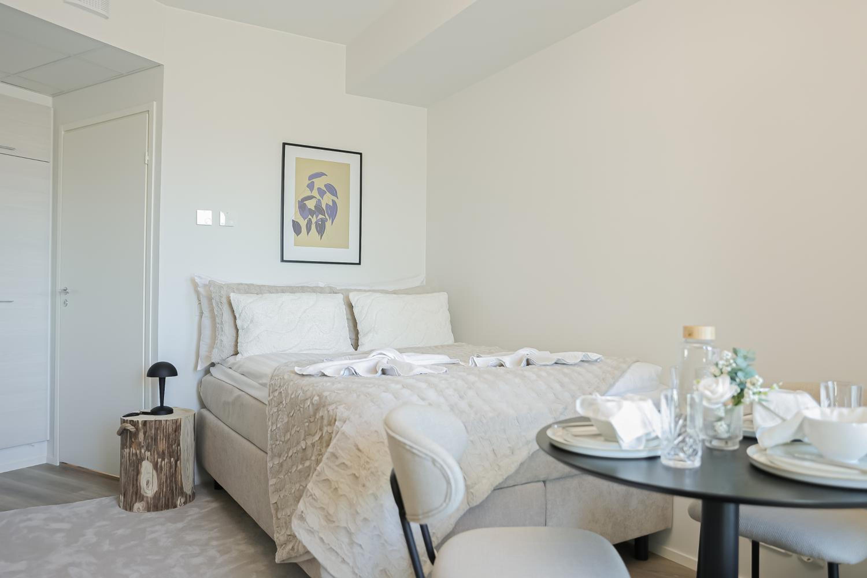 Polar City Suites l By BookLapland