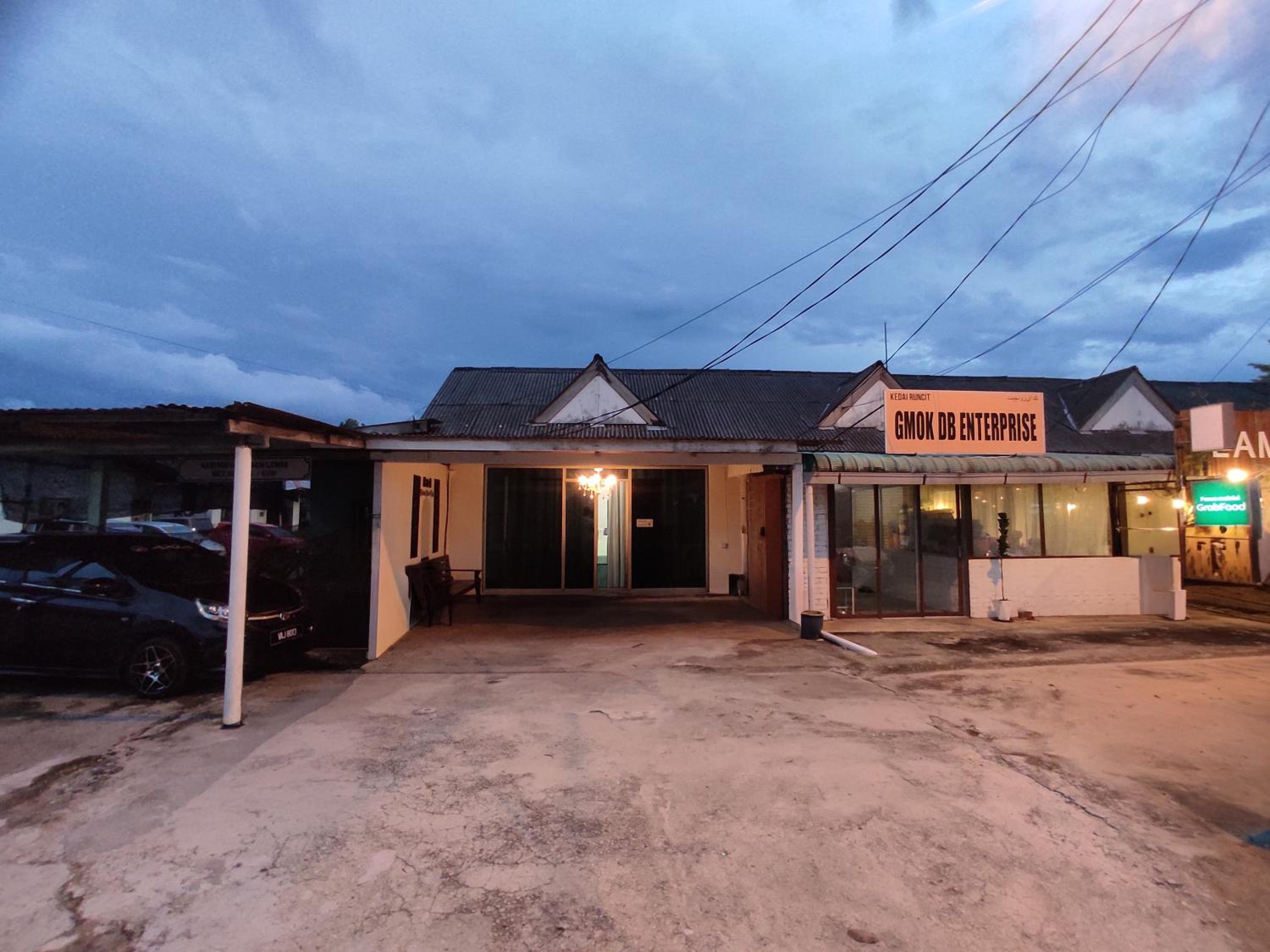 Homestay RnR CafeStay