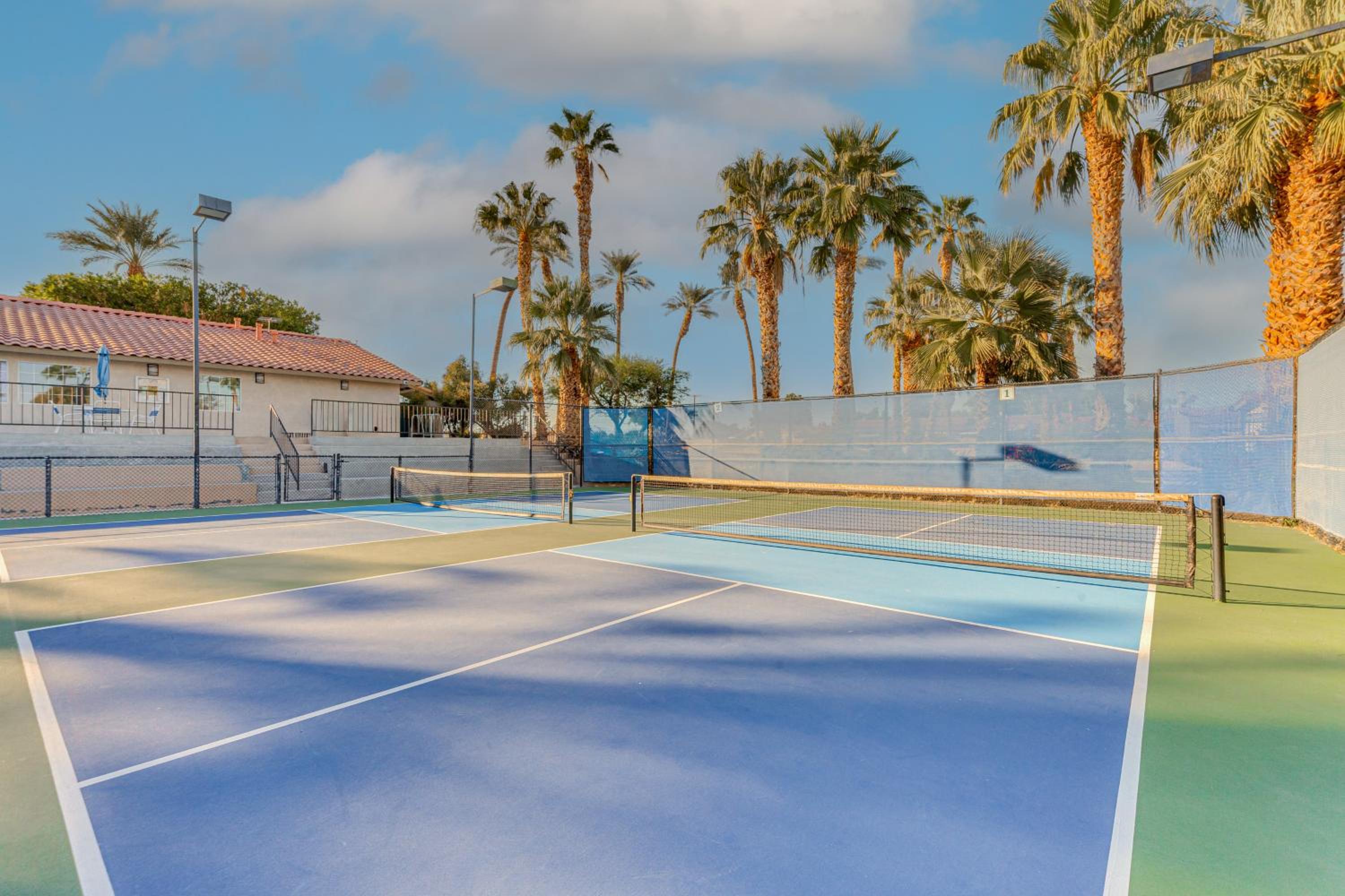 On Golf Course Quiet Indio Home with Pool Access!
