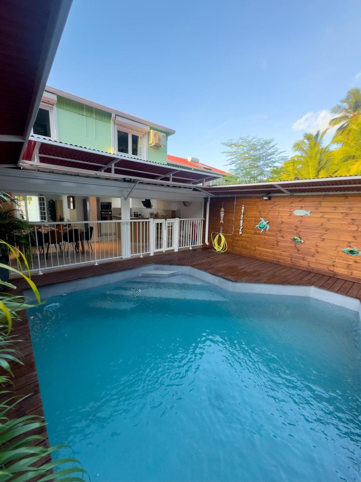 Villa JOLIS 4 chambres avec piscine en Guadeloupe