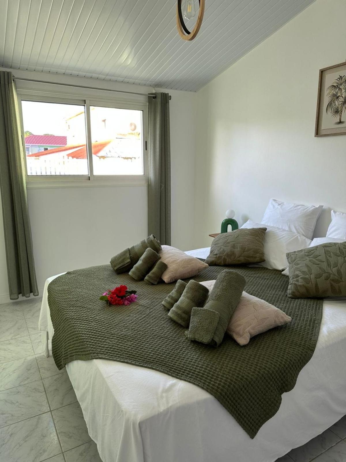 Villa JOLIS 4 chambres avec piscine en Guadeloupe