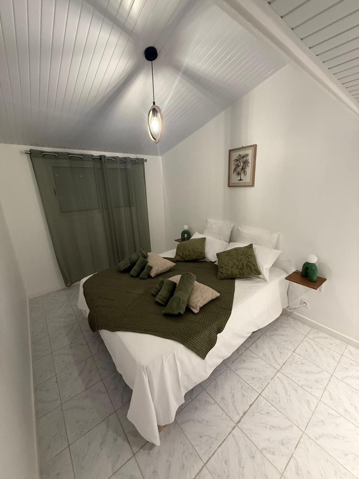 Villa JOLIS 4 chambres avec piscine en Guadeloupe