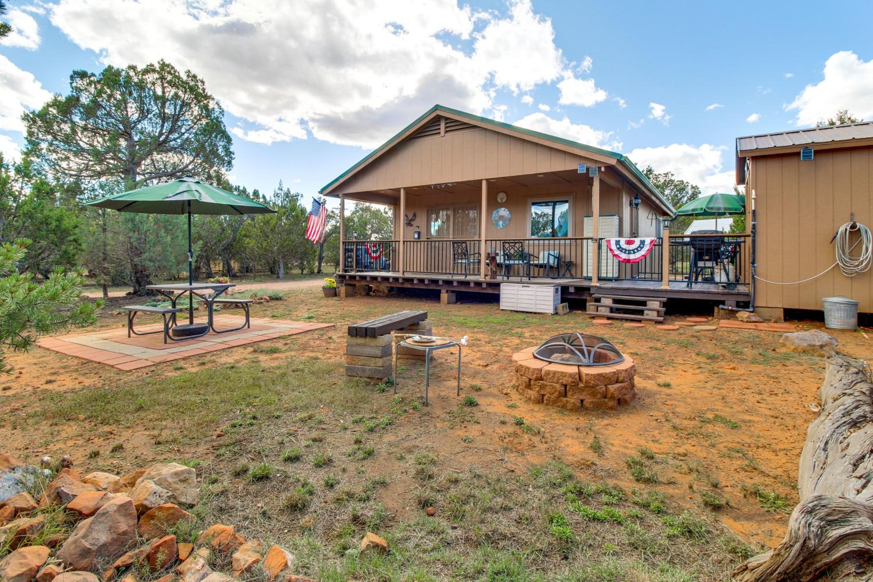 Hike and Fish Family Escape with Fire Pit in Heber!