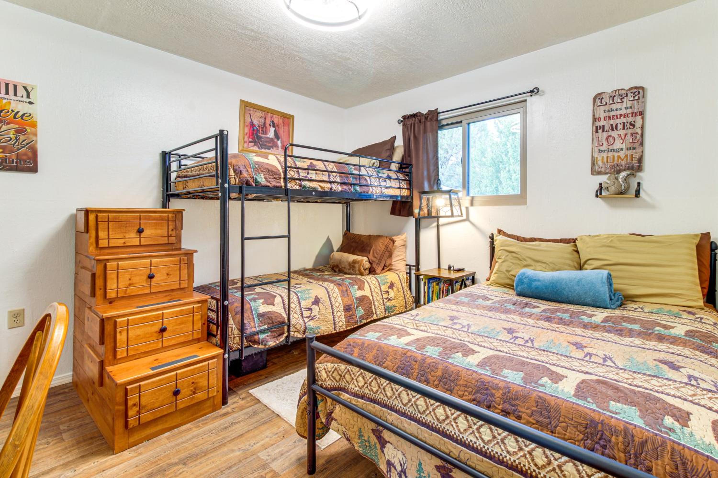 Hike and Fish Family Escape with Fire Pit in Heber!
