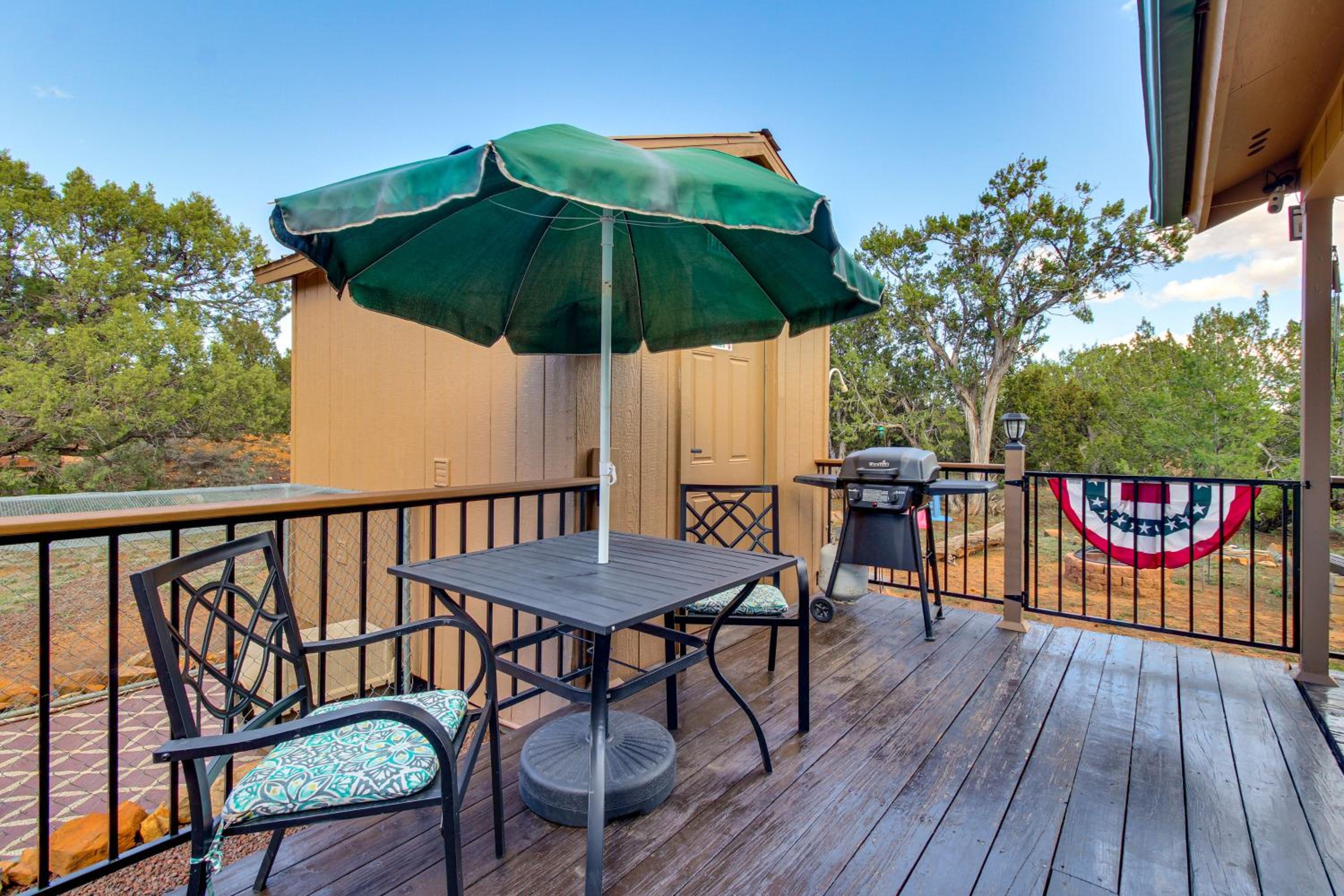 Hike and Fish Family Escape with Fire Pit in Heber!