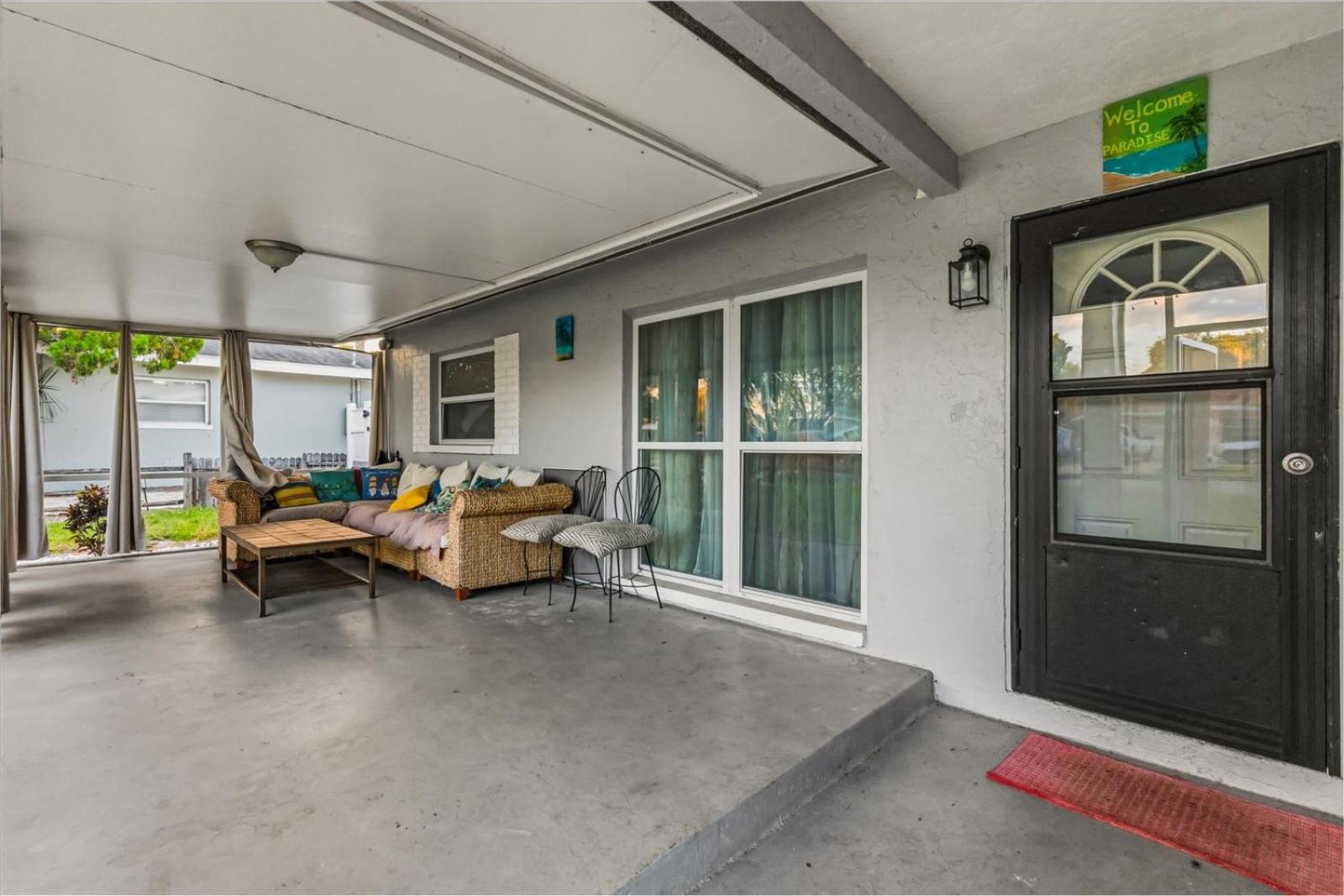 Sunny Spacious 4BR Comfort Pool