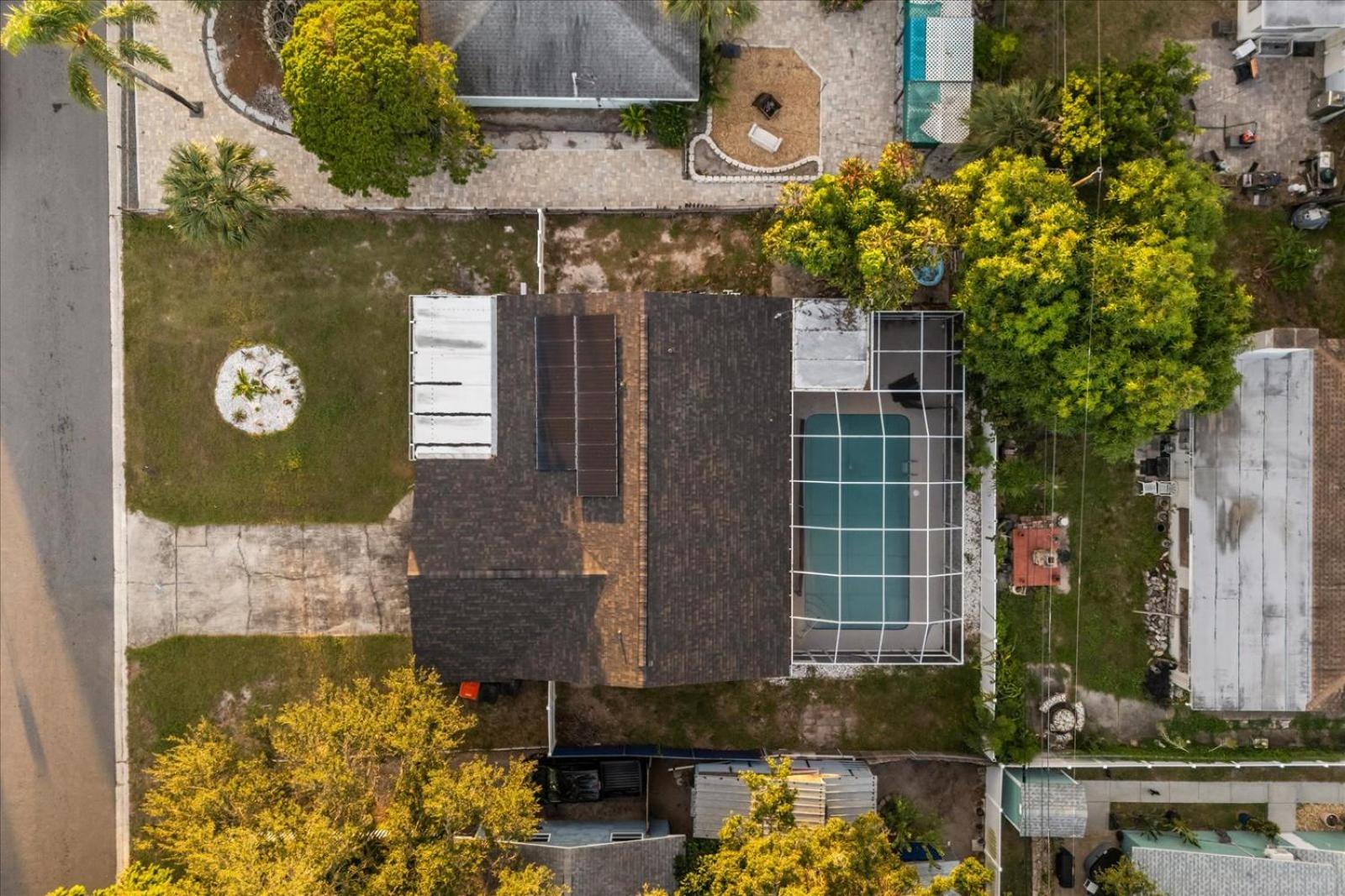 Sunny Spacious 4BR Comfort Pool