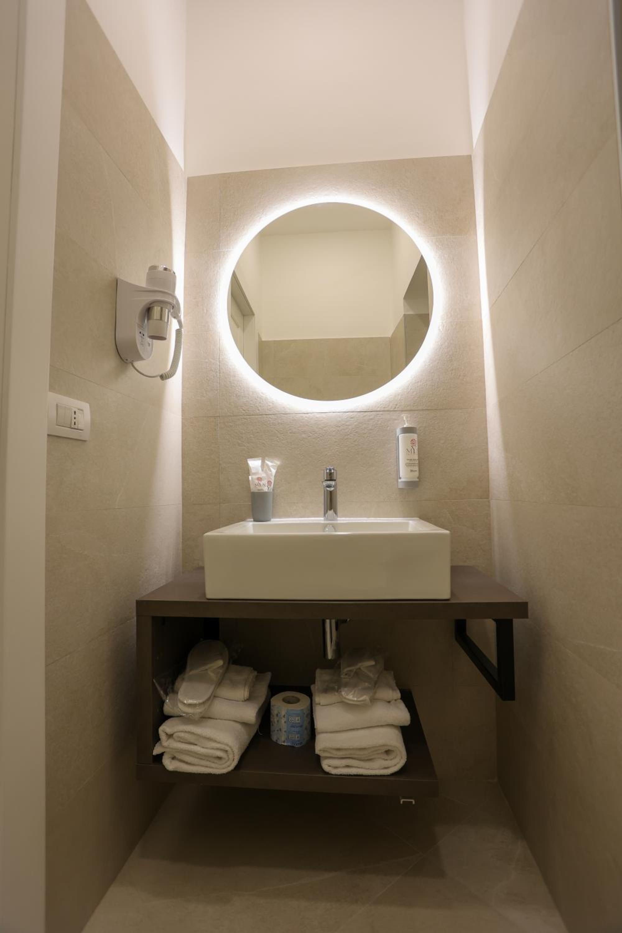 Elysium Relais