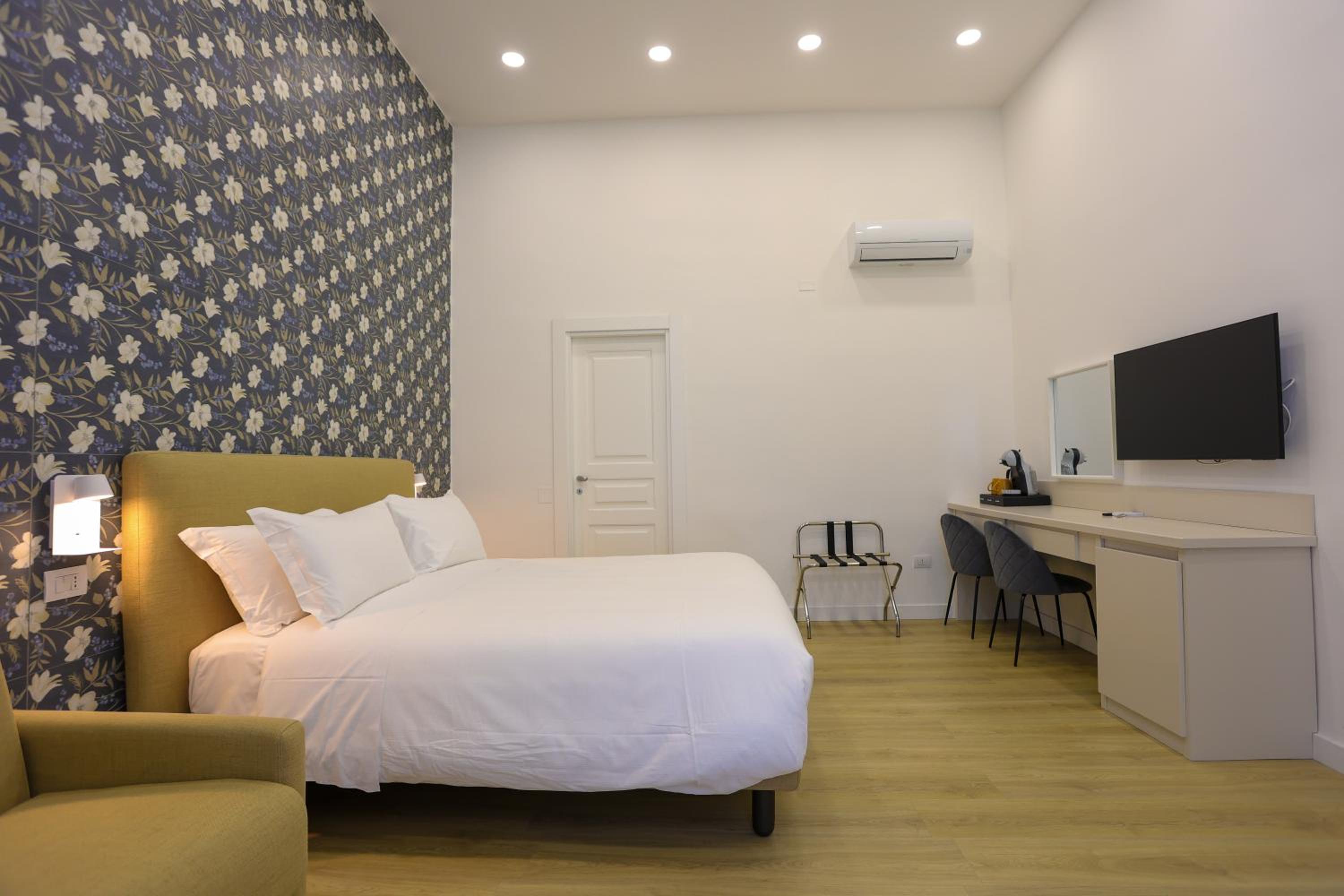 Elysium Relais
