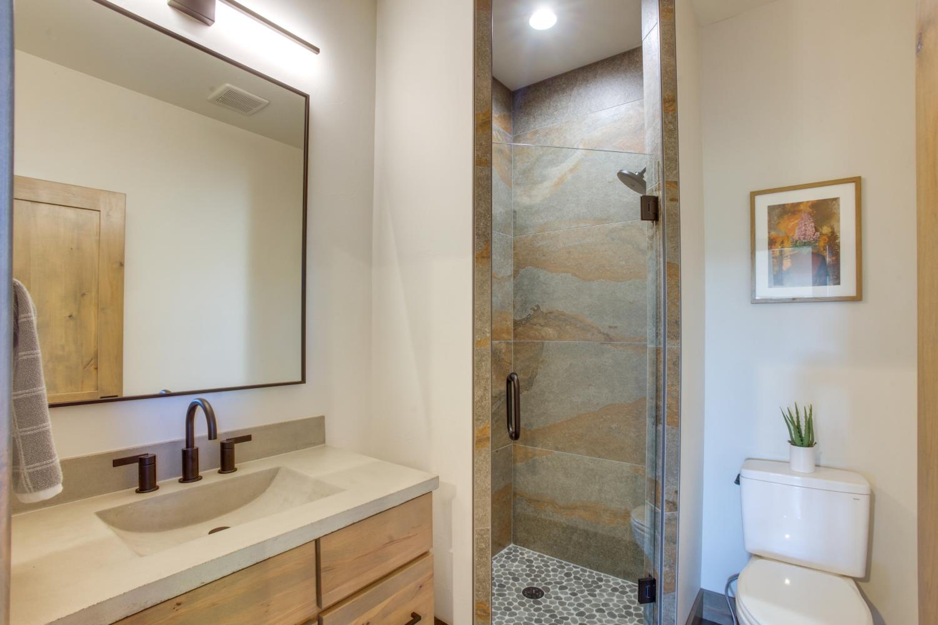 3 Mi to Dtwn Red Lodge Mtn-View Home with Hot Tub