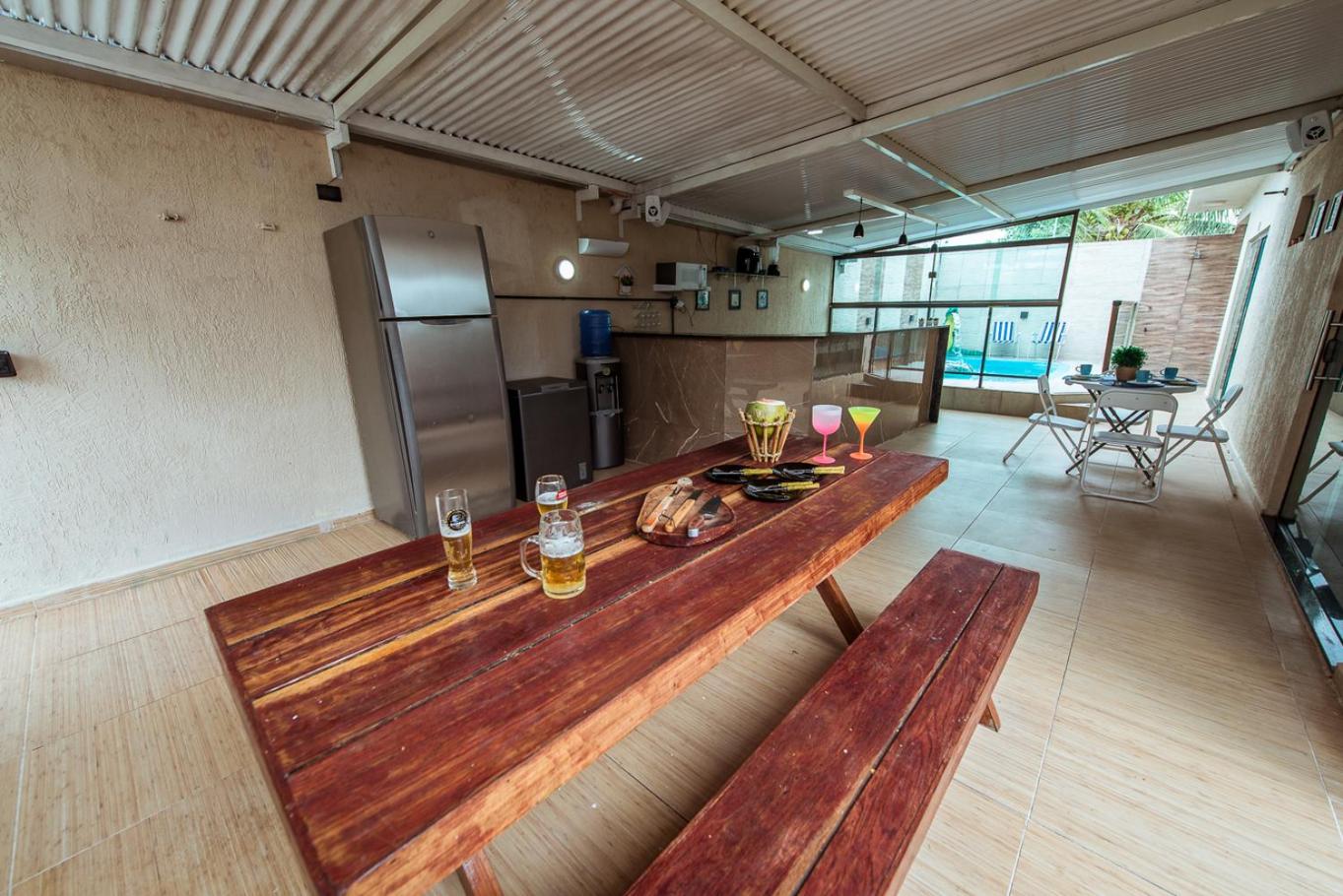 Casa em Jacuma, com piscina, 5 suites e fliperama