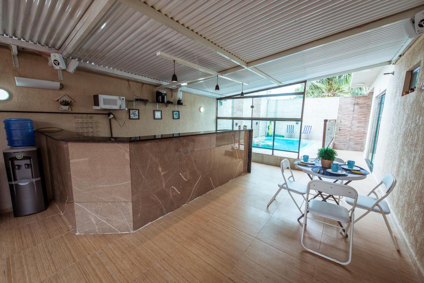 Casa em Jacuma, com piscina, 5 suites e fliperama
