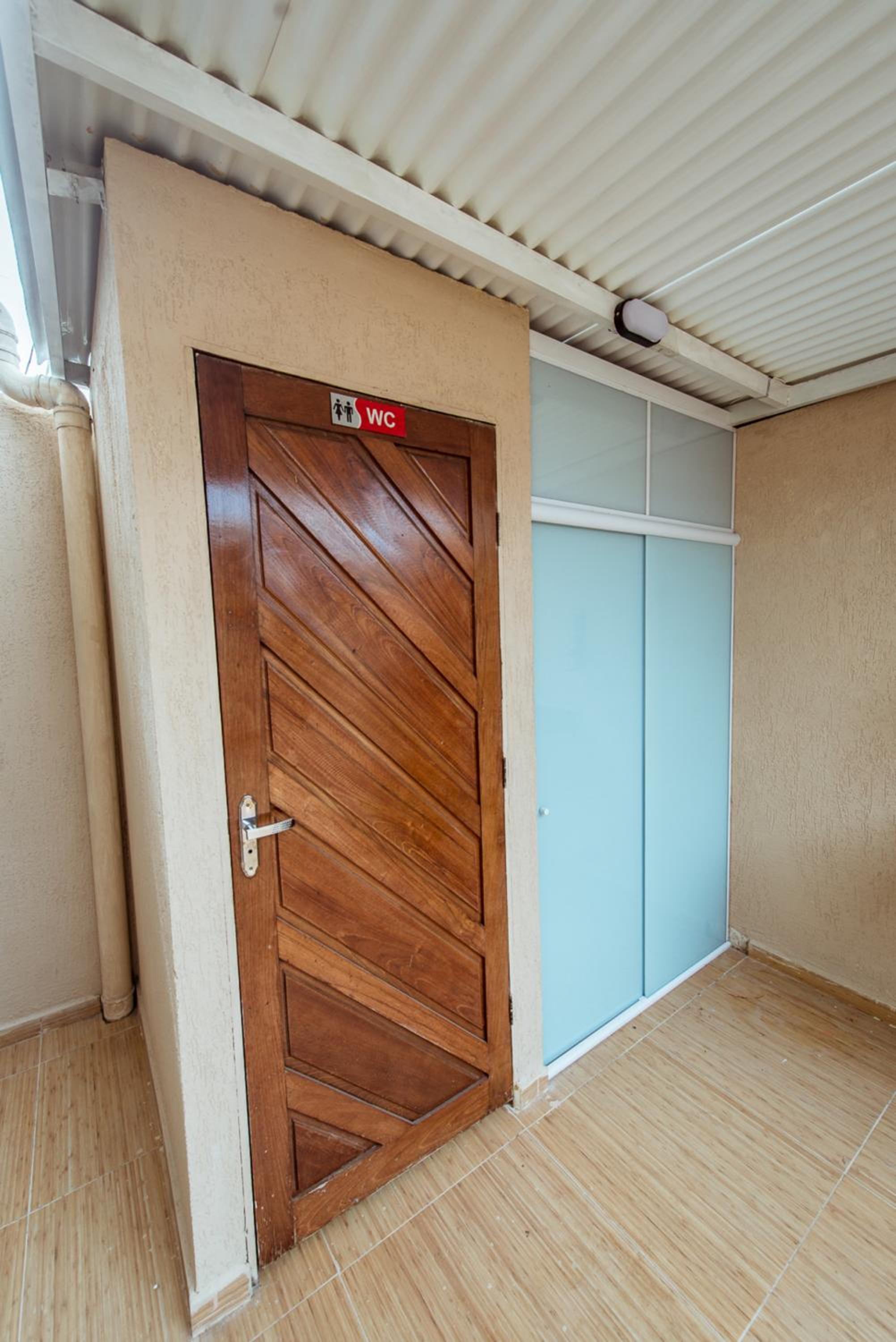 Casa em Jacuma, com piscina, 5 suites e fliperama