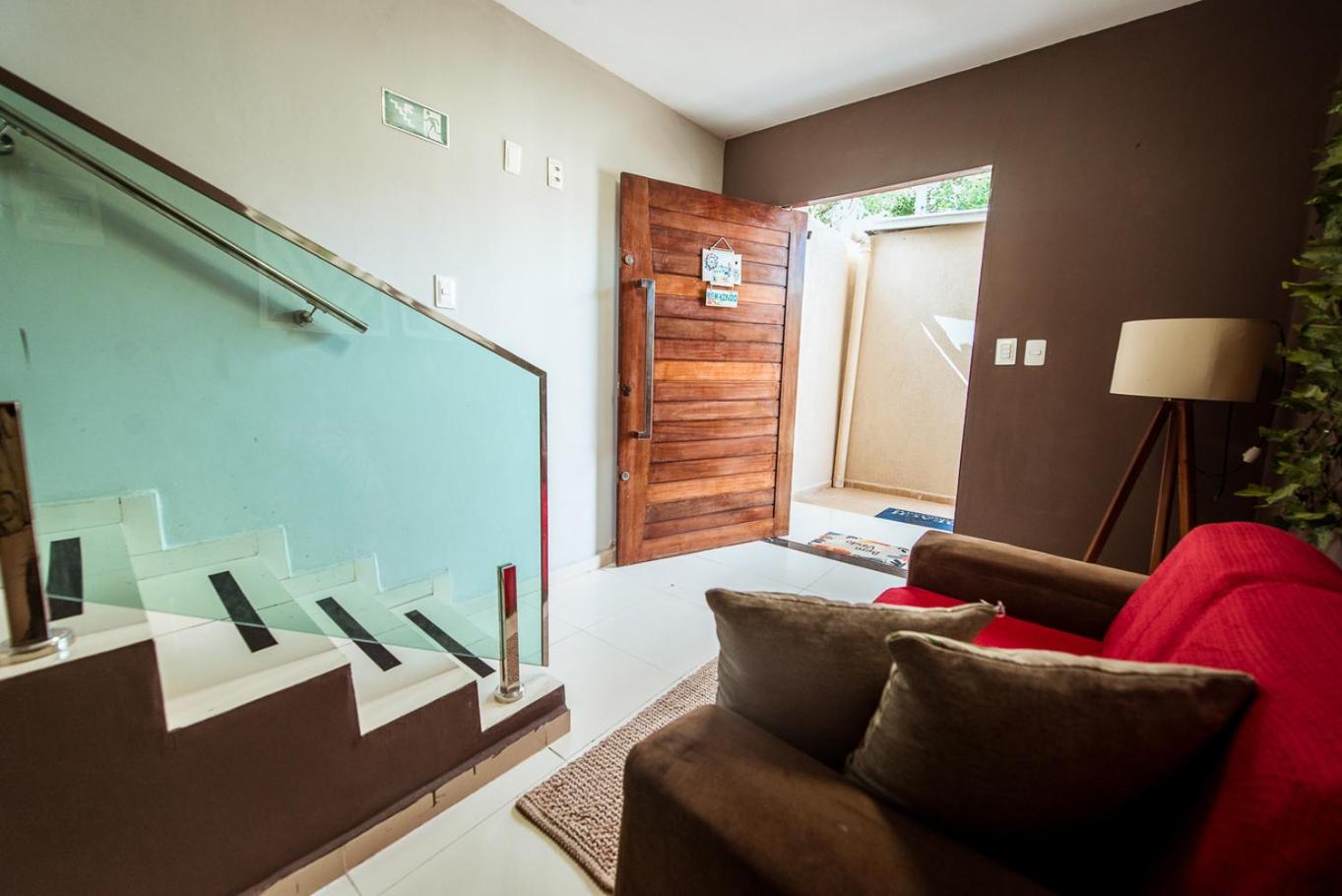 Casa em Jacuma, com piscina, 5 suites e fliperama