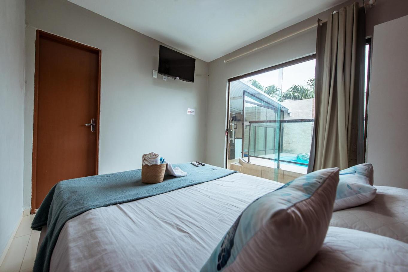 Casa em Jacuma, com piscina, 5 suites e fliperama