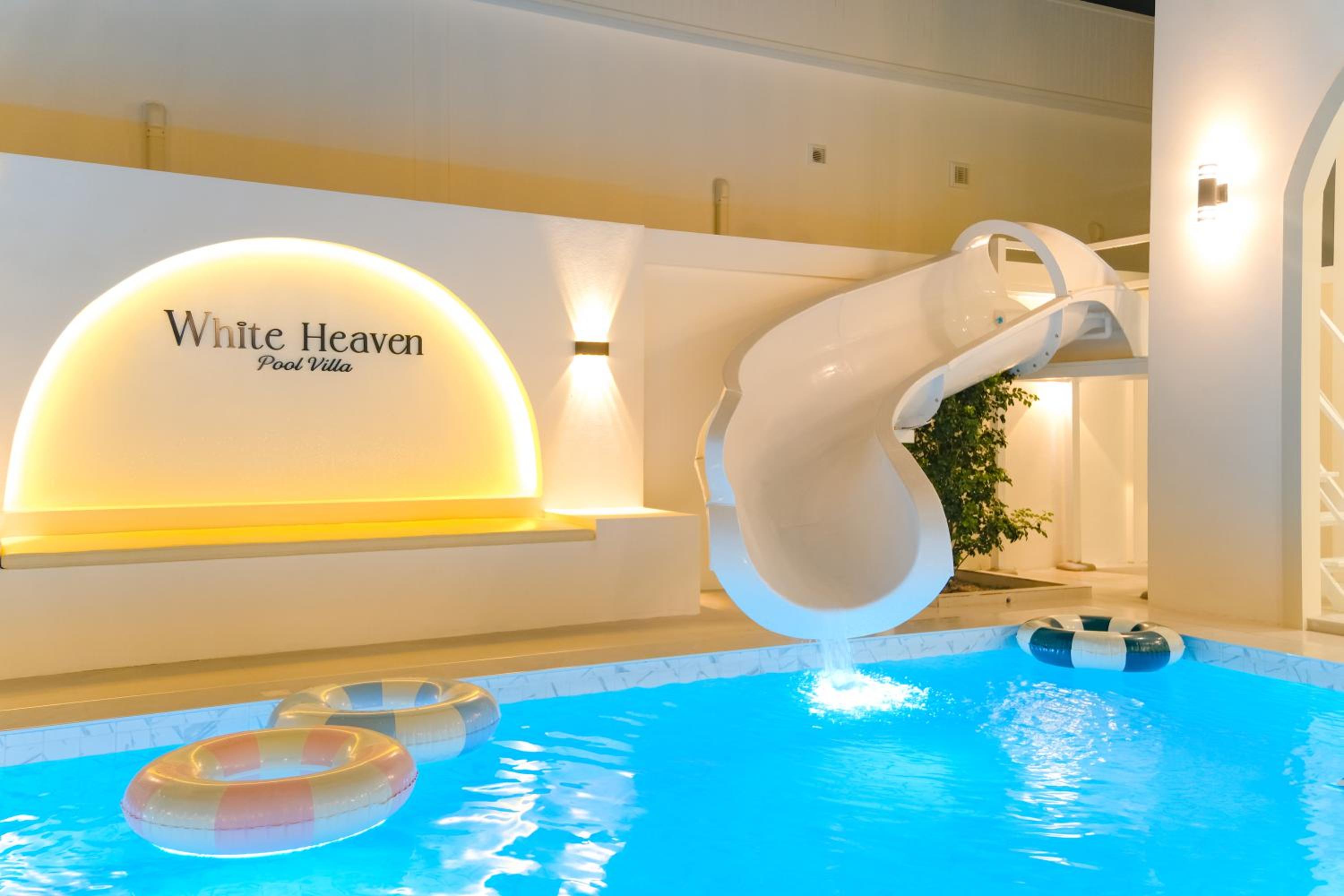 White Heaven Pool Villa Pattaya