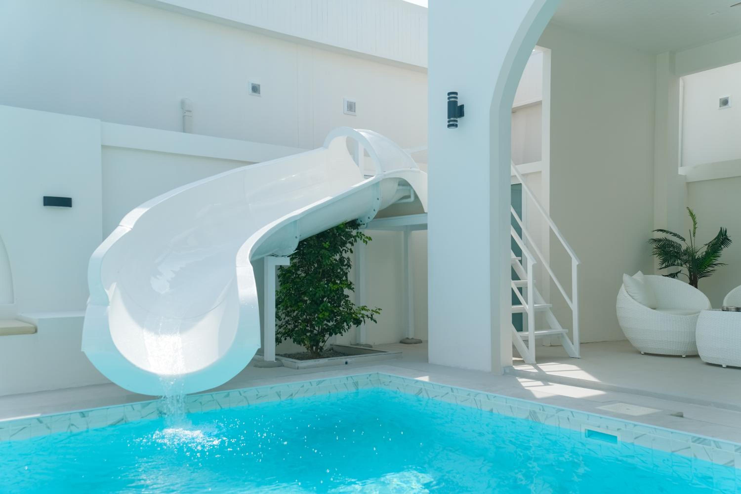 White Heaven Pool Villa Pattaya