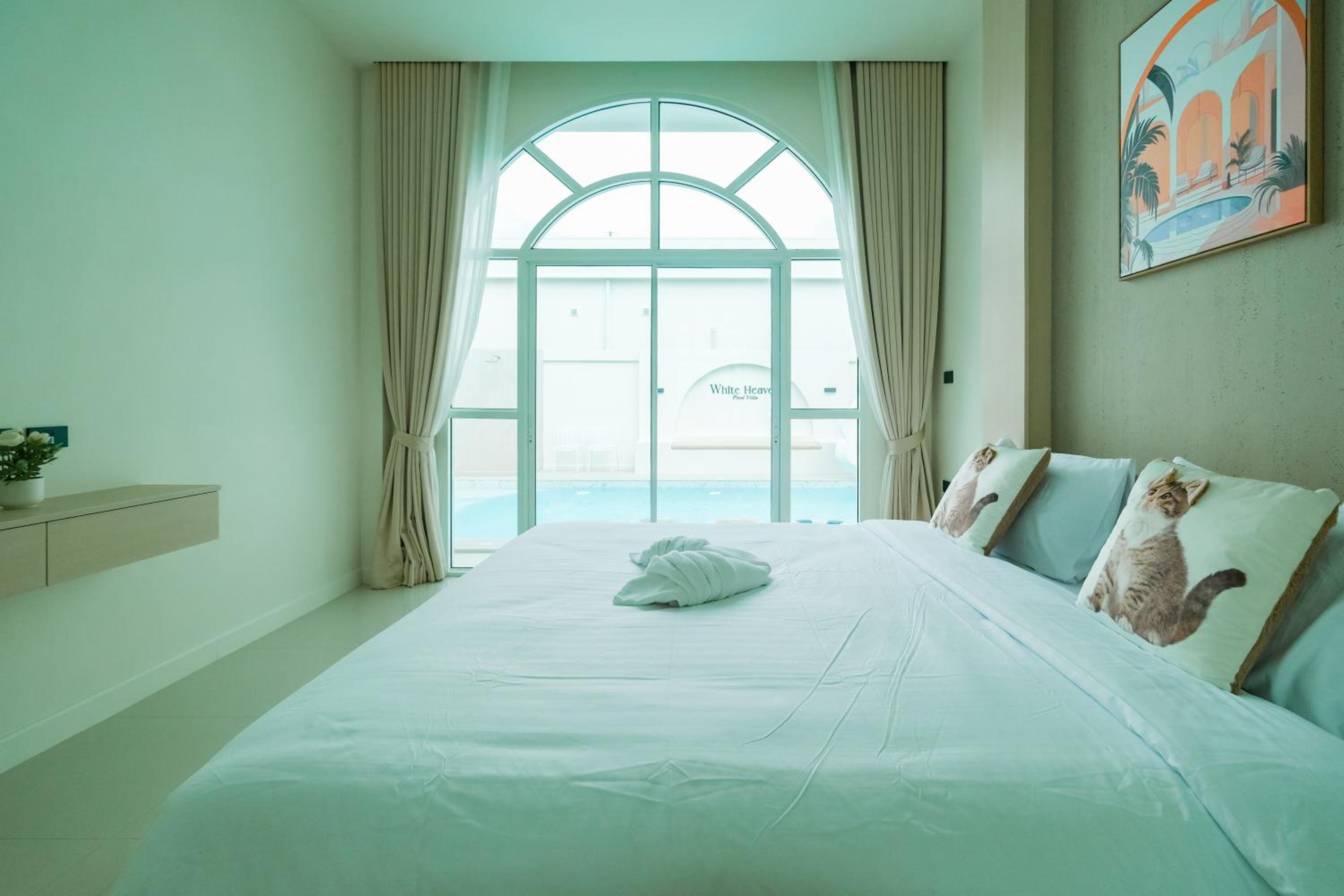 White Heaven Pool Villa Pattaya