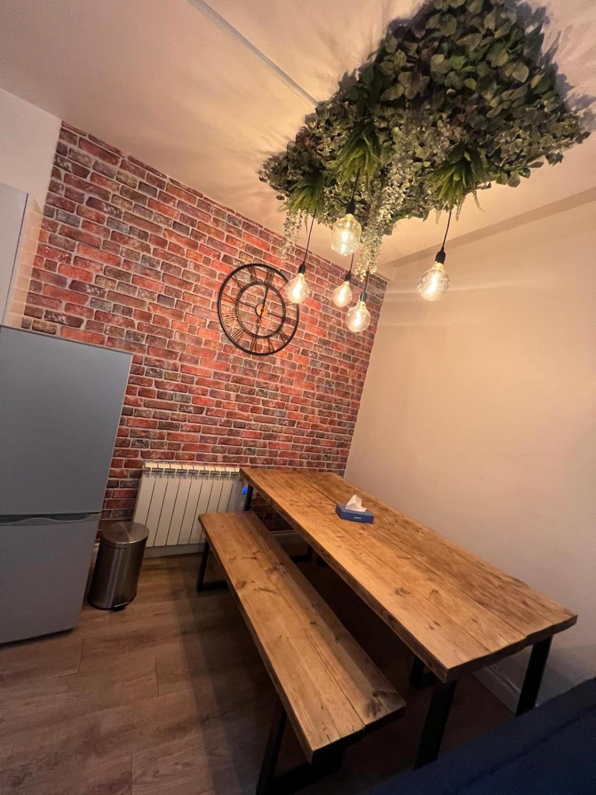 Stylish 2 bed Duplex Apartment - Birmingham