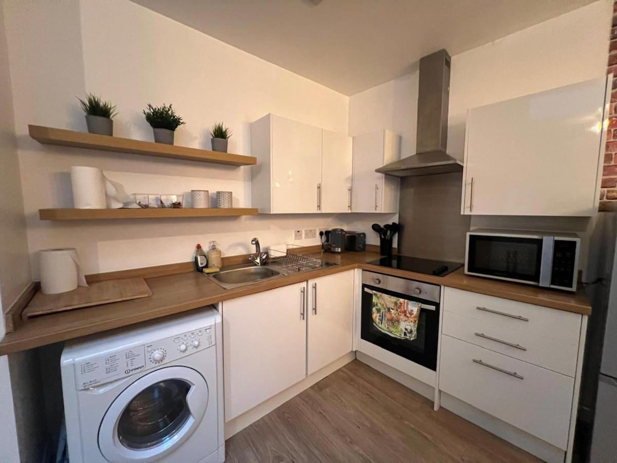 Stylish 2 bed Duplex Apartment - Birmingham