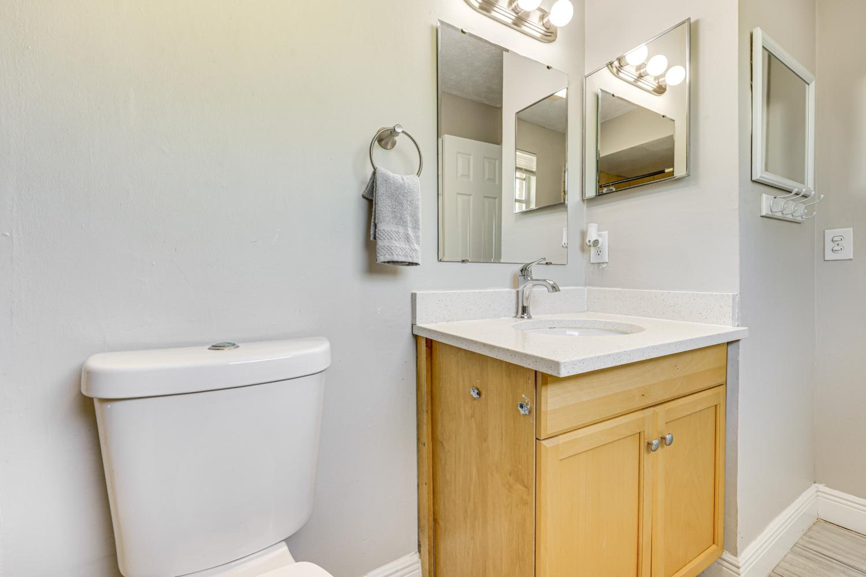 Waterfront JAX Townhome with River Access!