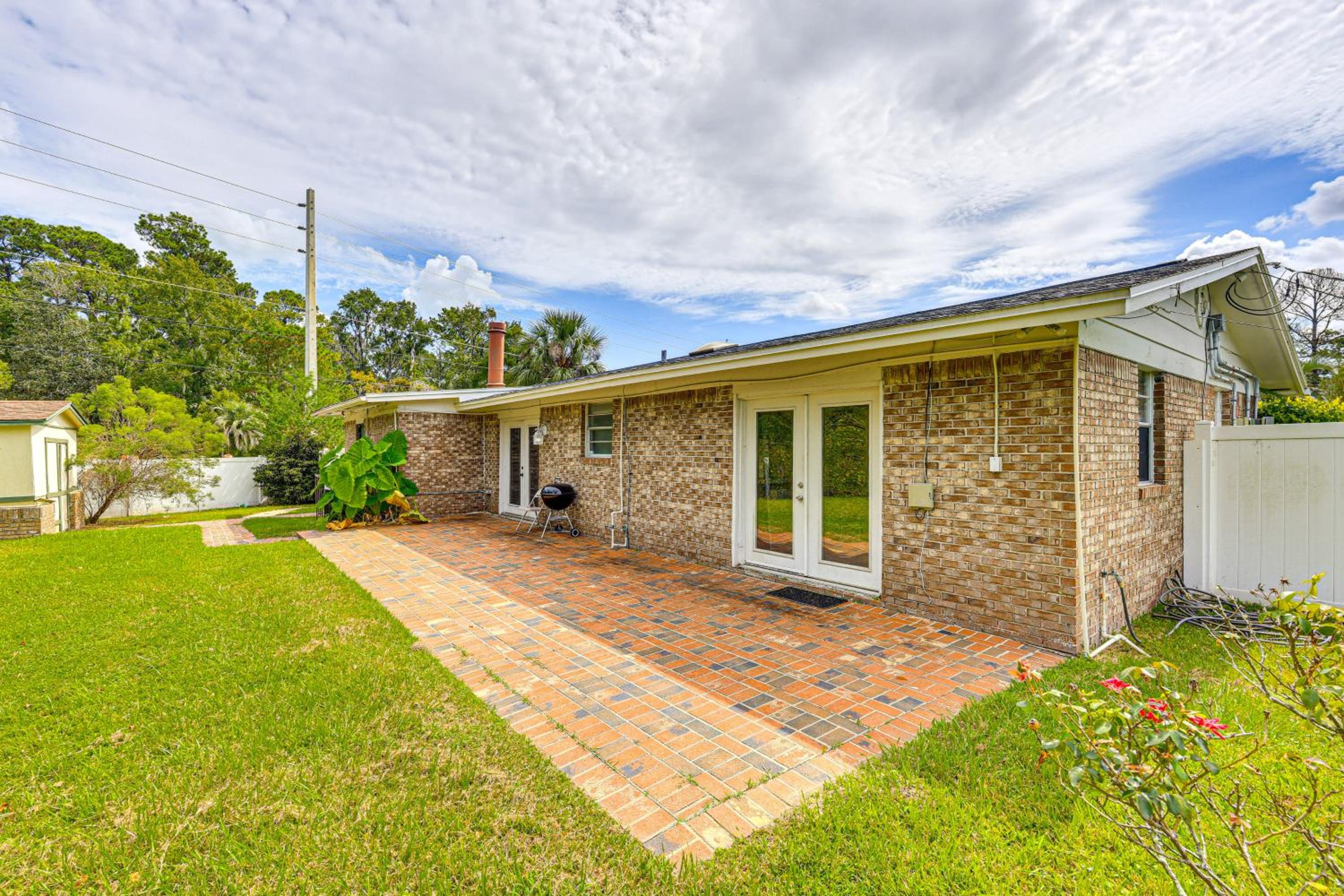Waterfront JAX Townhome with River Access!