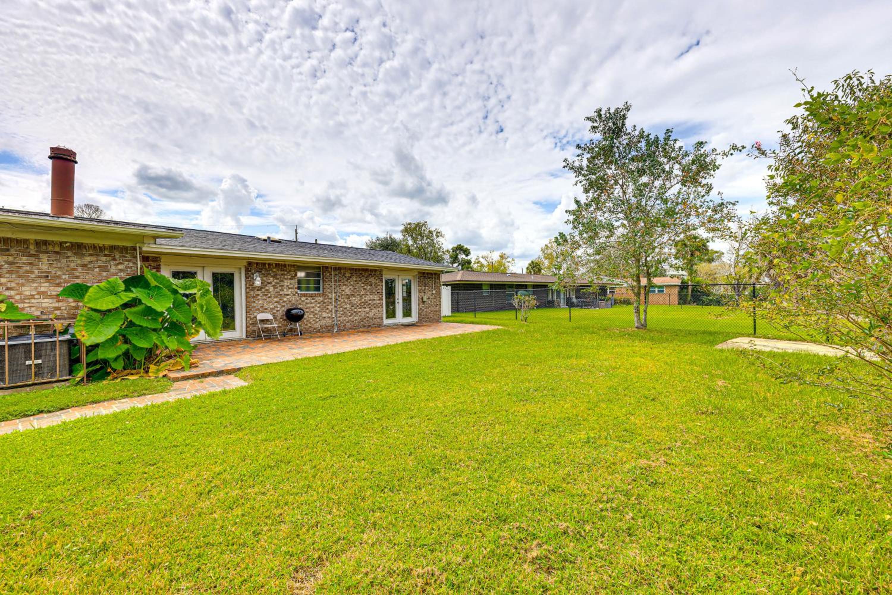 Waterfront JAX Townhome with River Access!