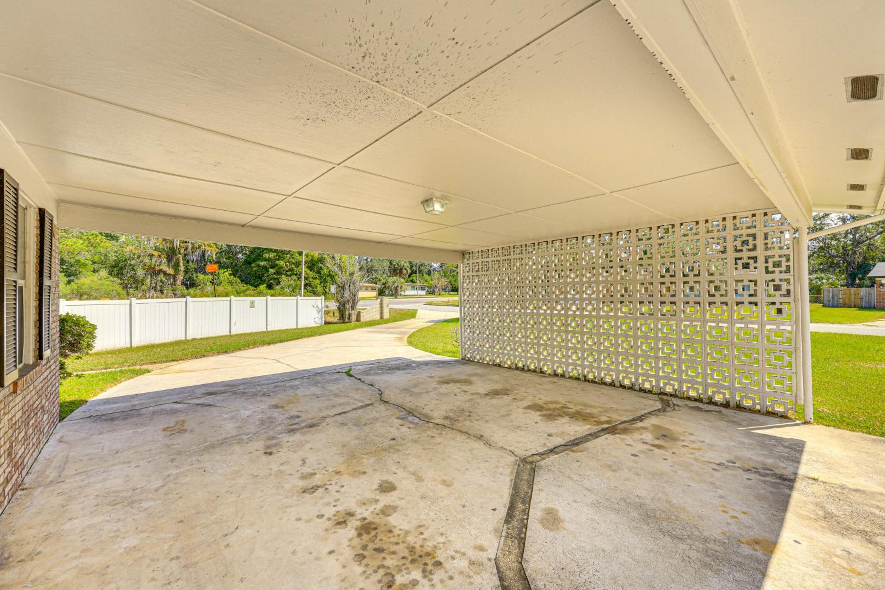 Waterfront JAX Townhome with River Access!