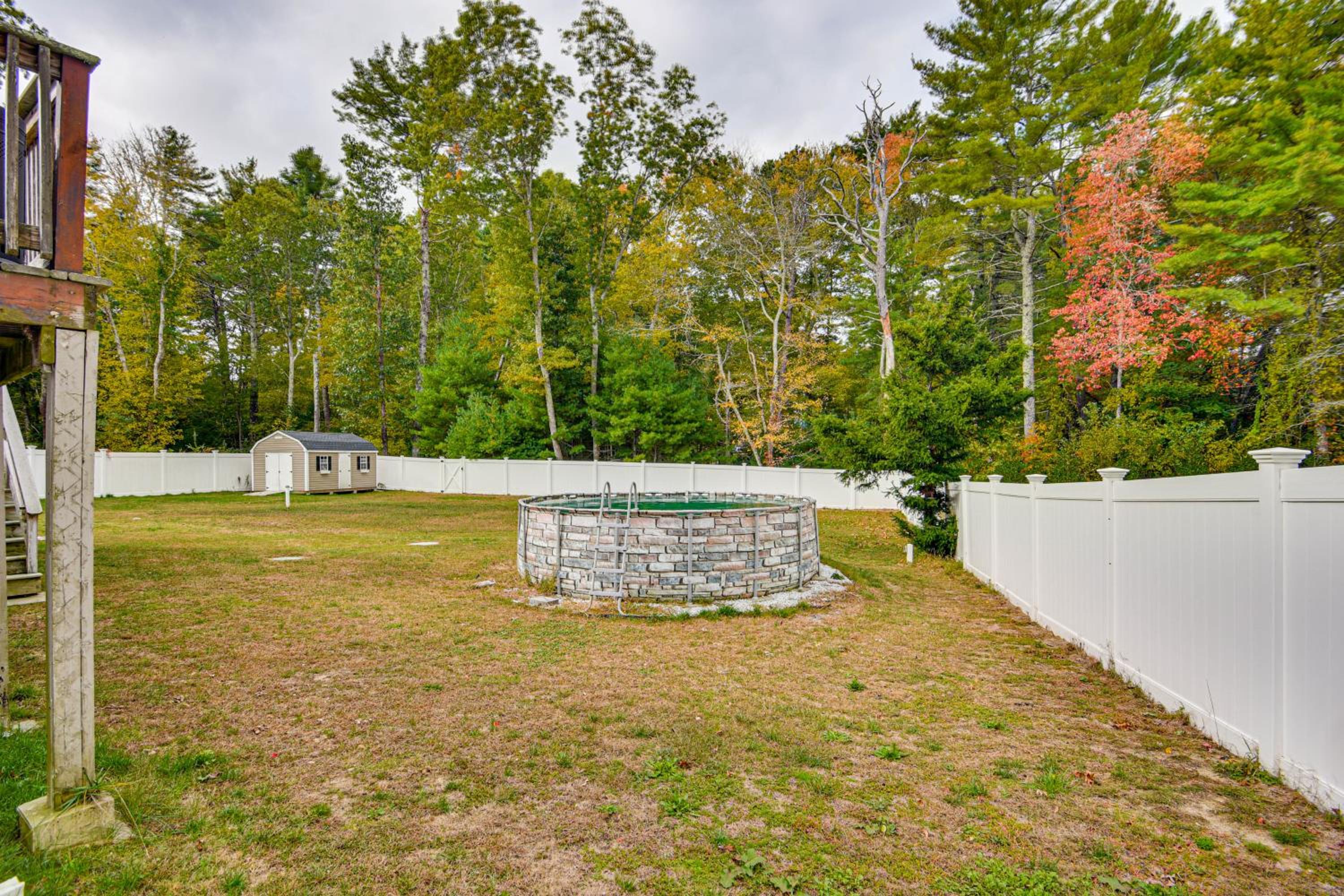 Stay and Play in Plymouth Spacious Home with Yard