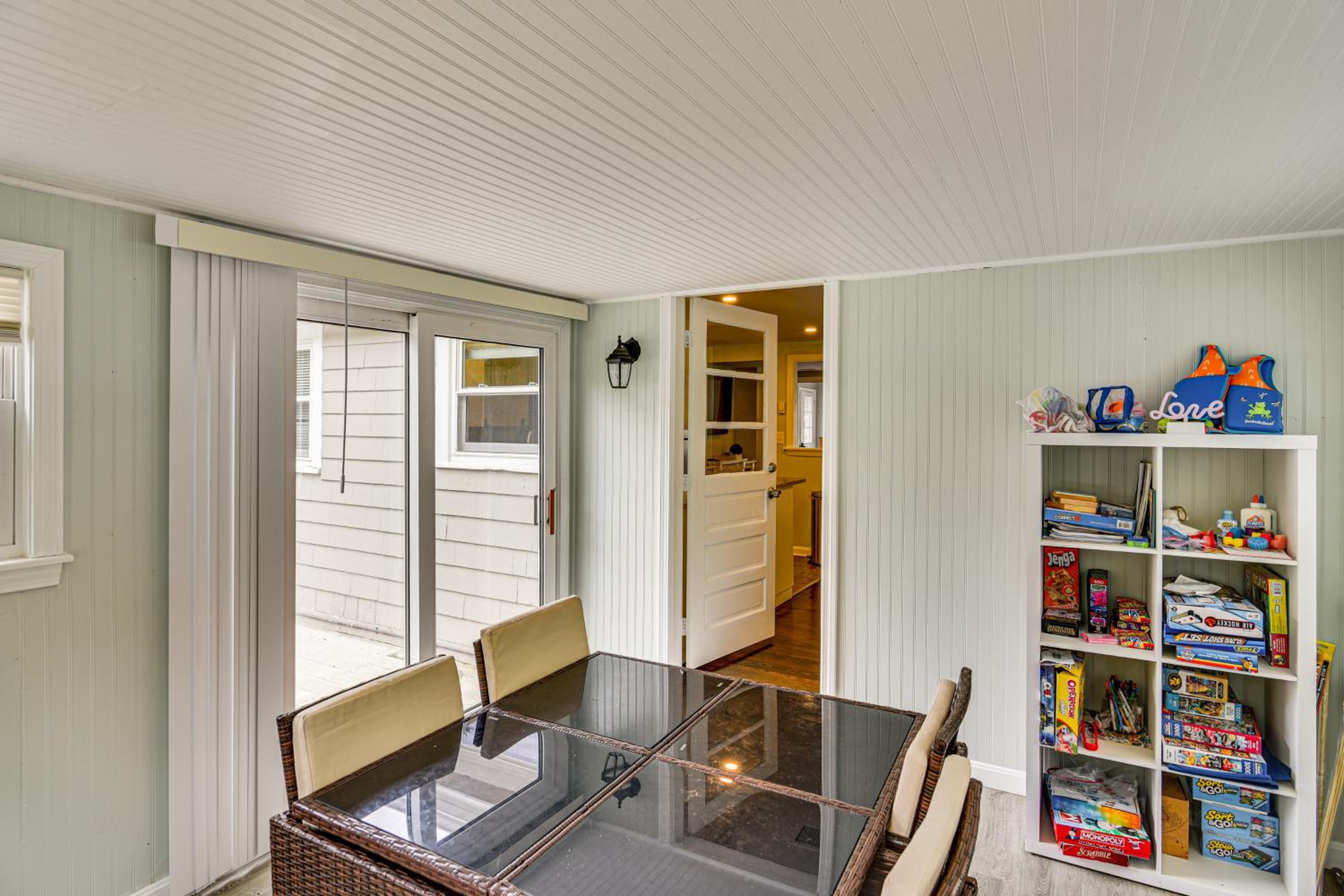 Stay and Play in Plymouth Spacious Home with Yard