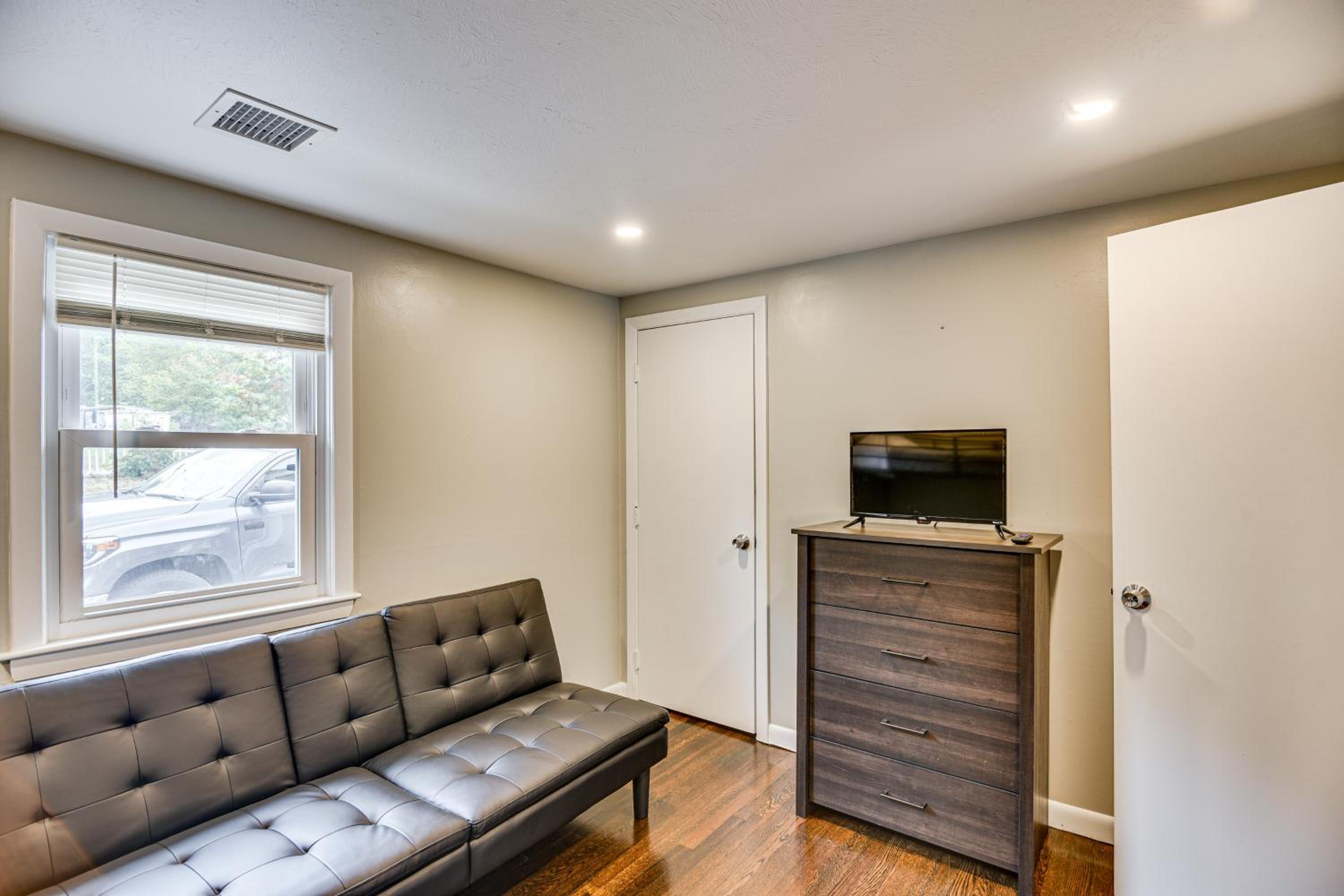Stay and Play in Plymouth Spacious Home with Yard