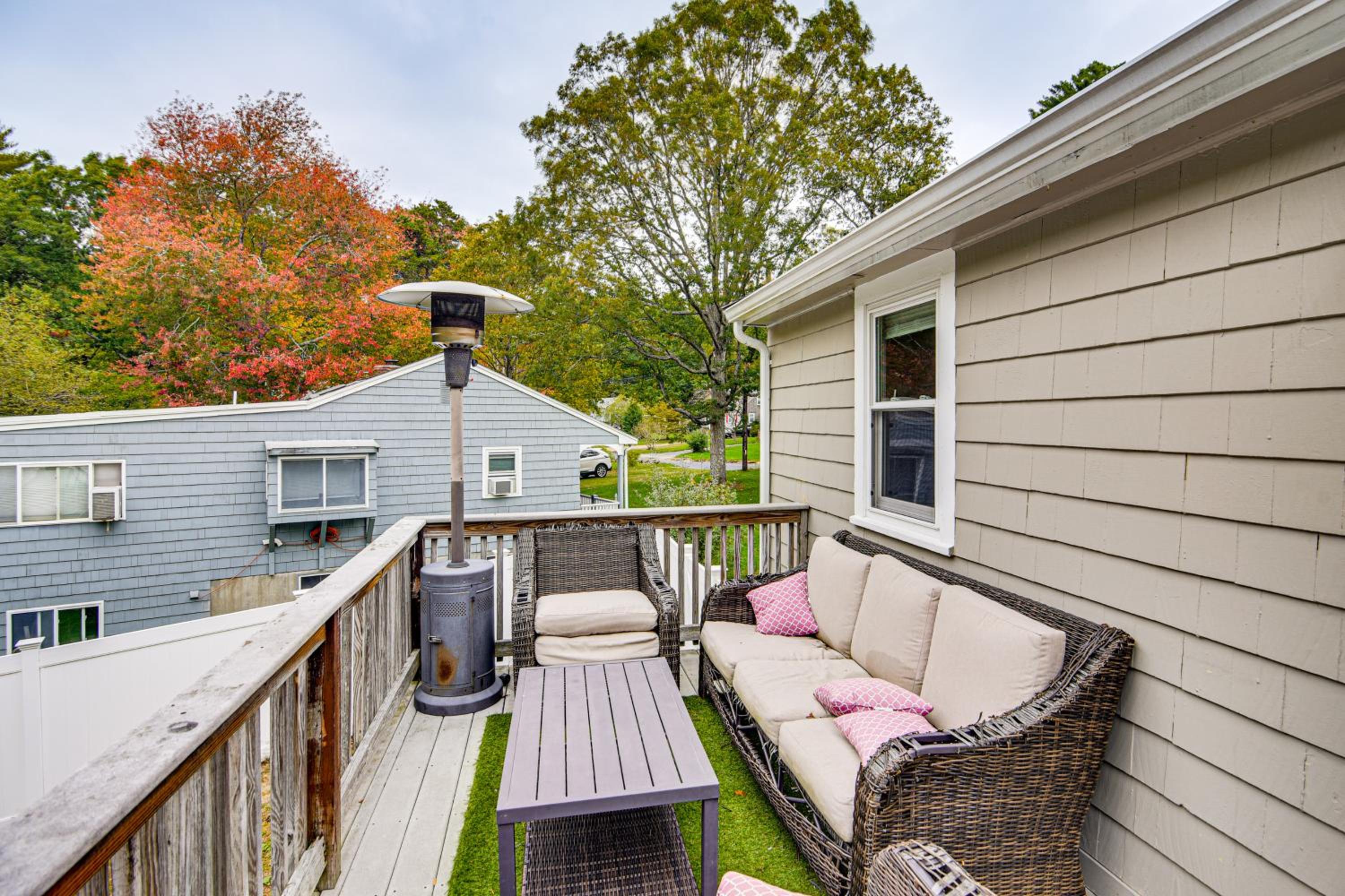 Stay and Play in Plymouth Spacious Home with Yard
